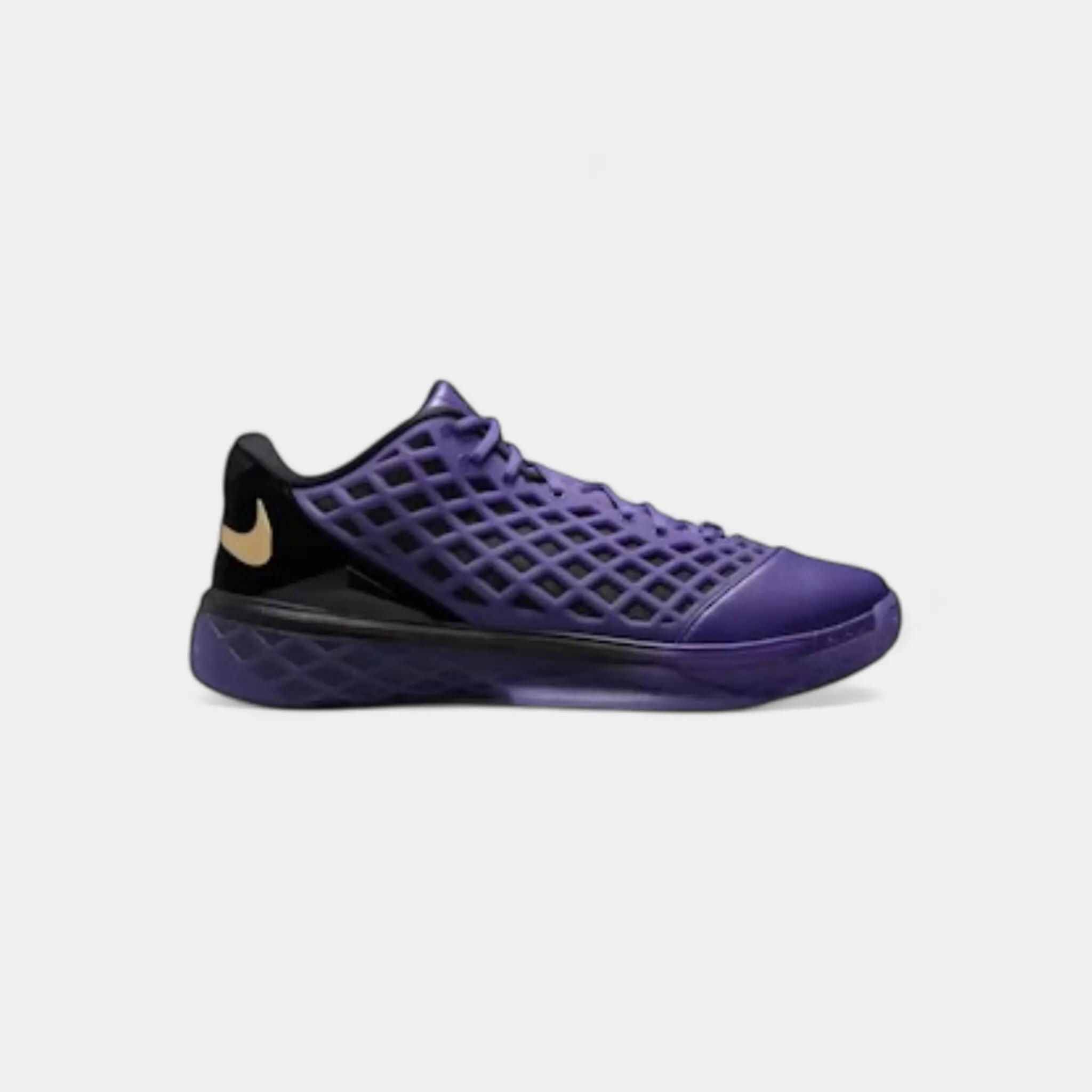 NIKE picture