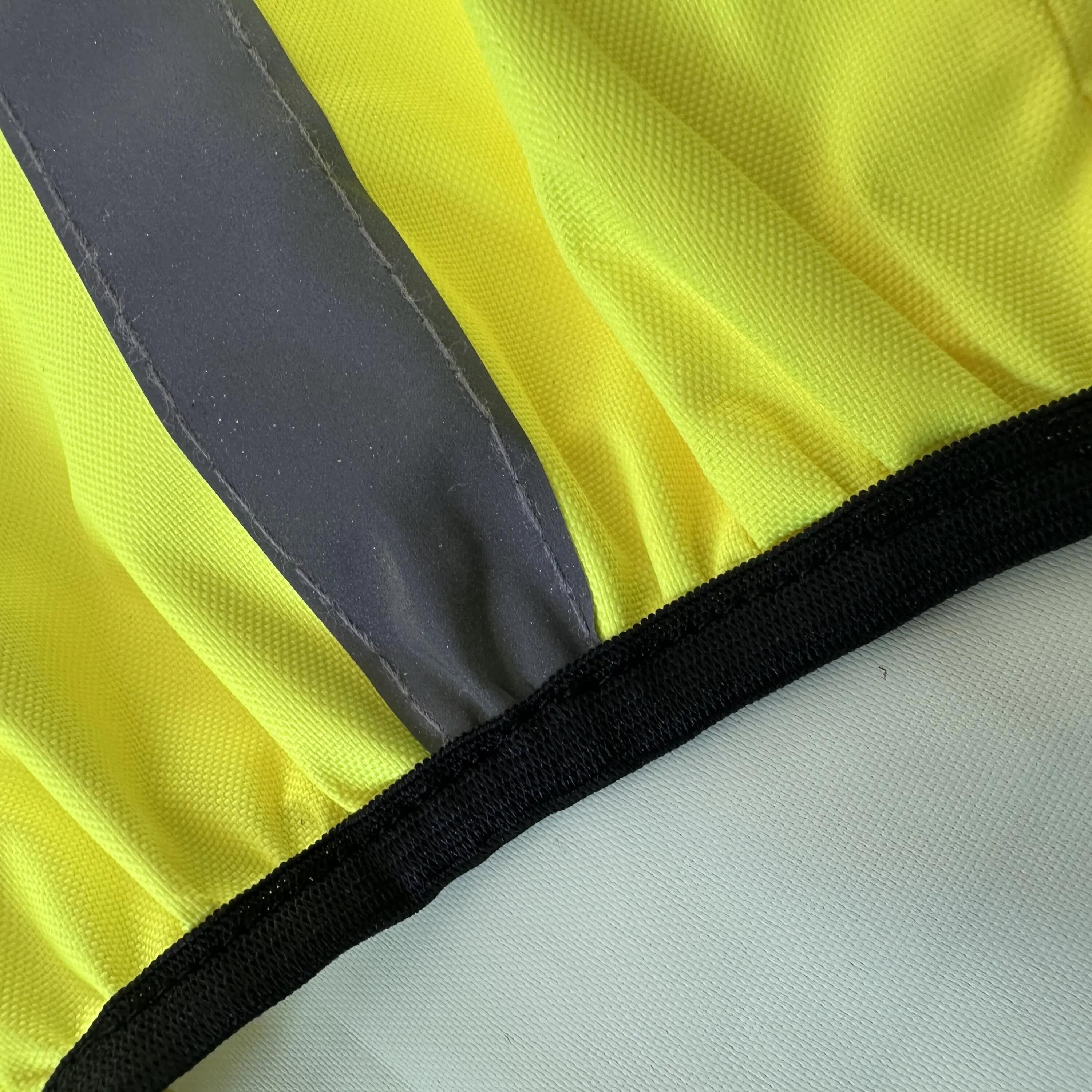 Housse de pluie sac à dos imperméable réfléchissante 30-40 litres jaune fluo 7/8
