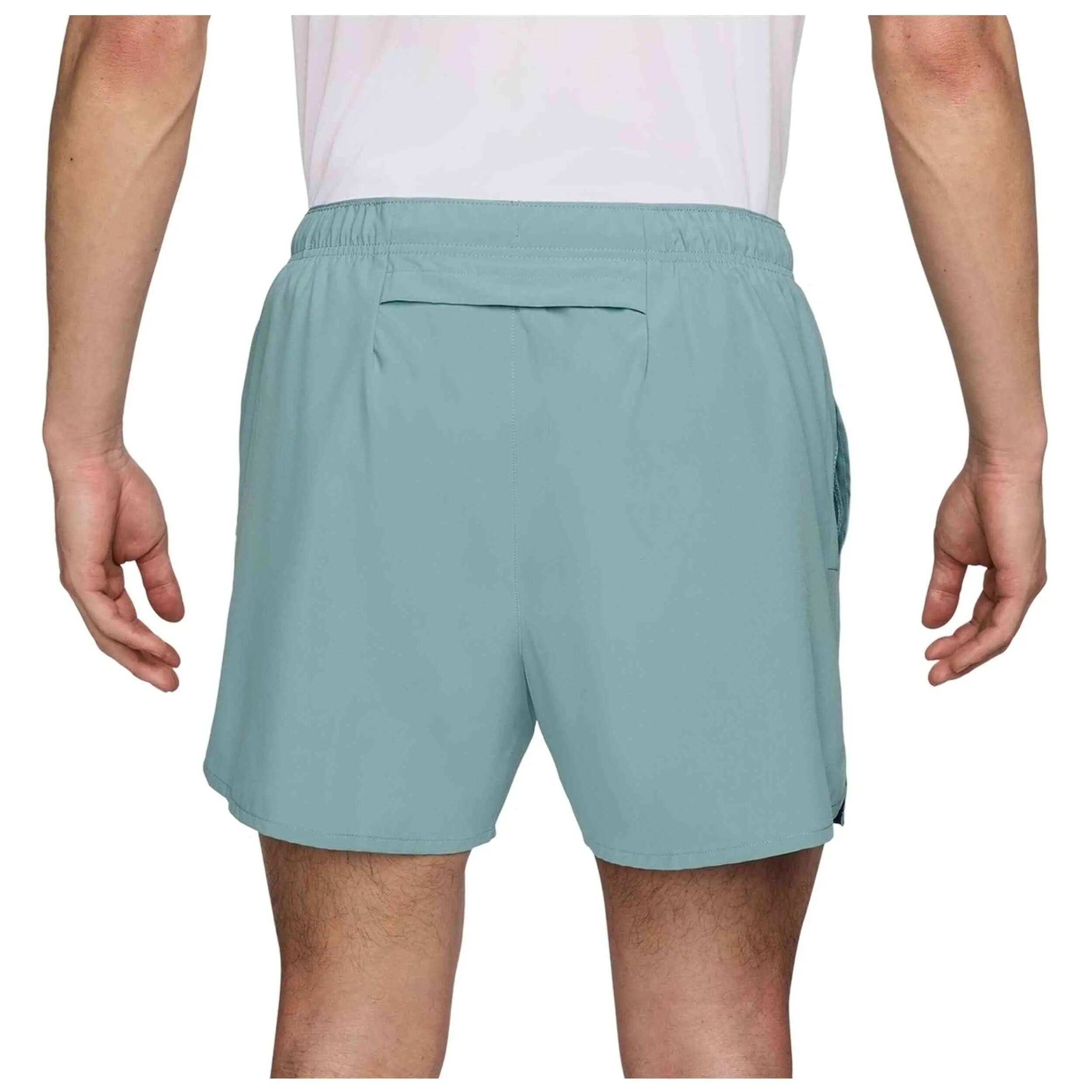 Pantaloncini Nike modello HJ3588-017 per uomini 2/4