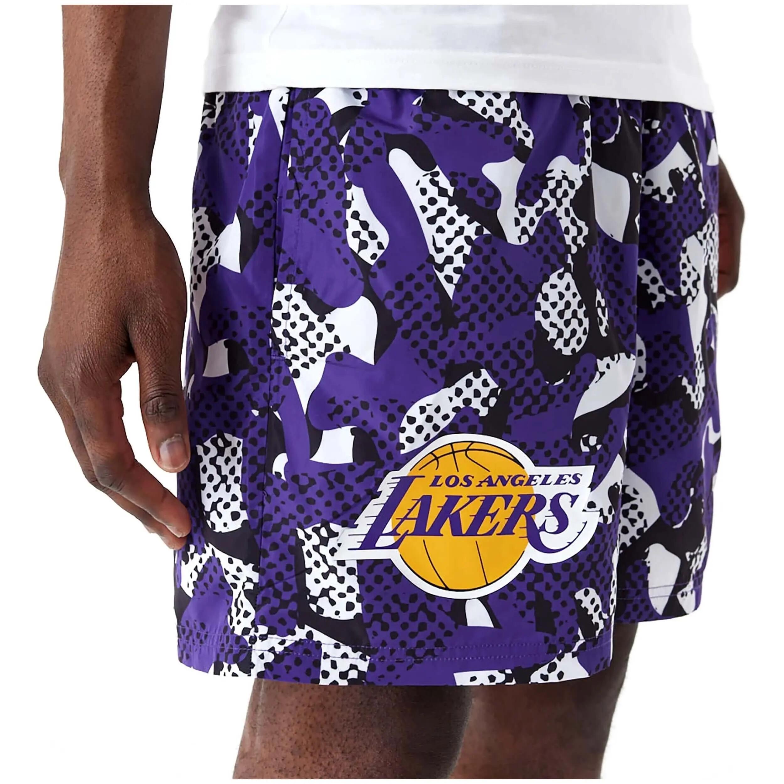 Short New Era modèle 60435492 pour homme 3/4