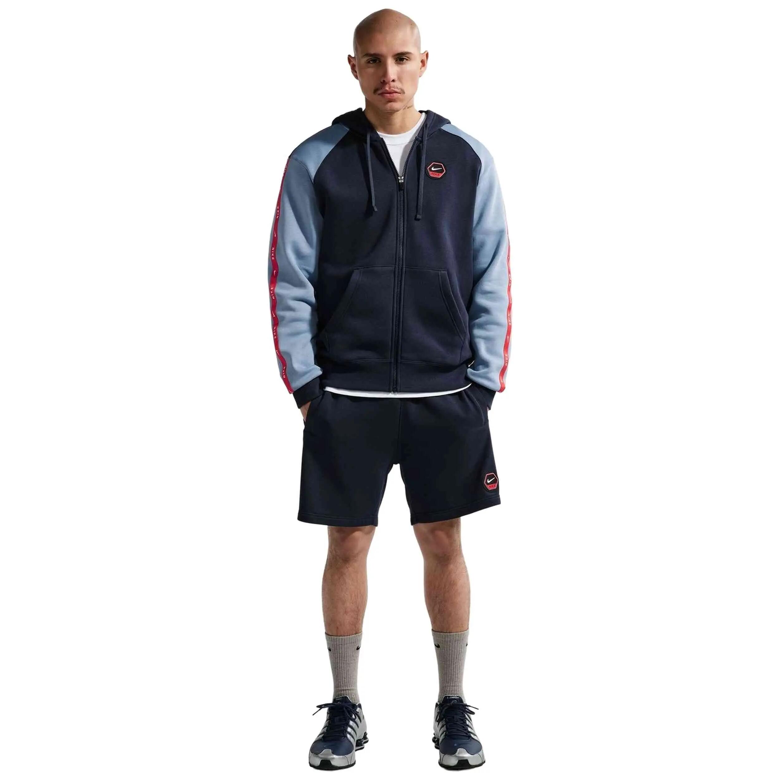 Short Nike modèle City Side pour homme 4/5