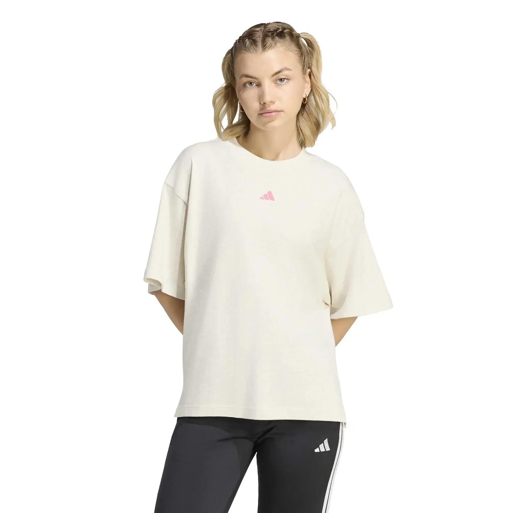 T-shirt boyfriend femme adidas Studio 3-Stripes 2/6