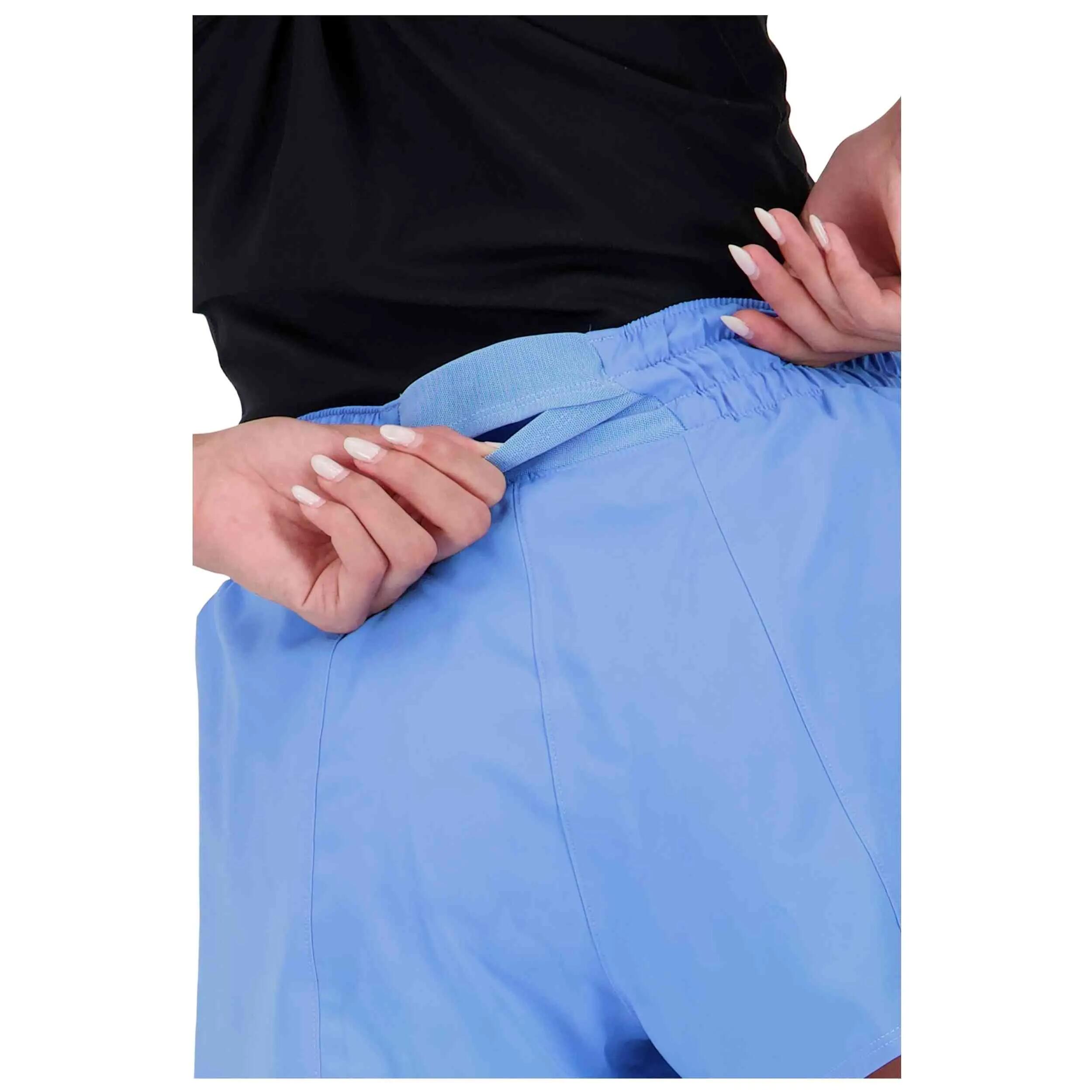 Calções Nike modelo Pantalón Corto para mulheres 4/5