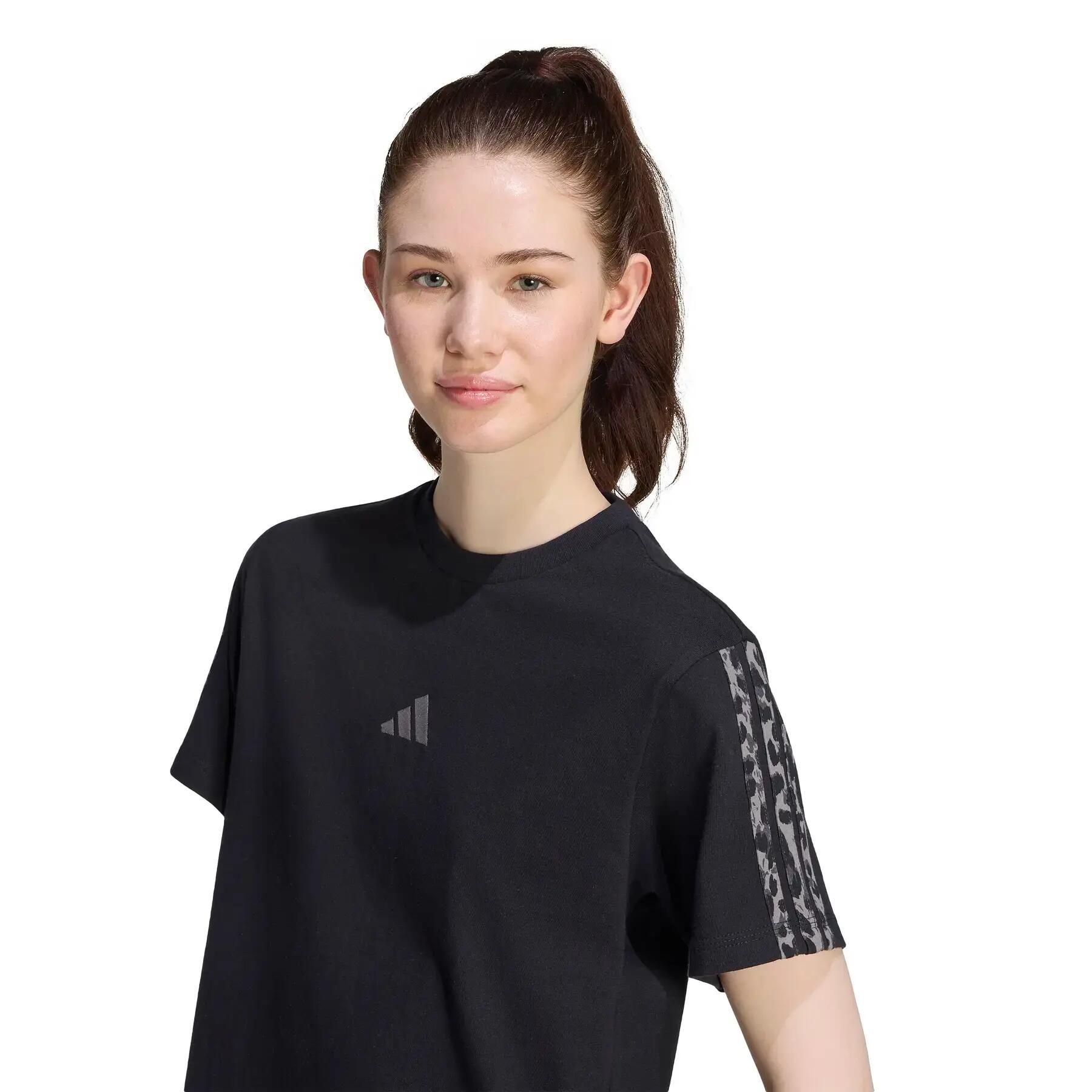T-shirt da donna adidas Essentials 3-Stripes 5/6