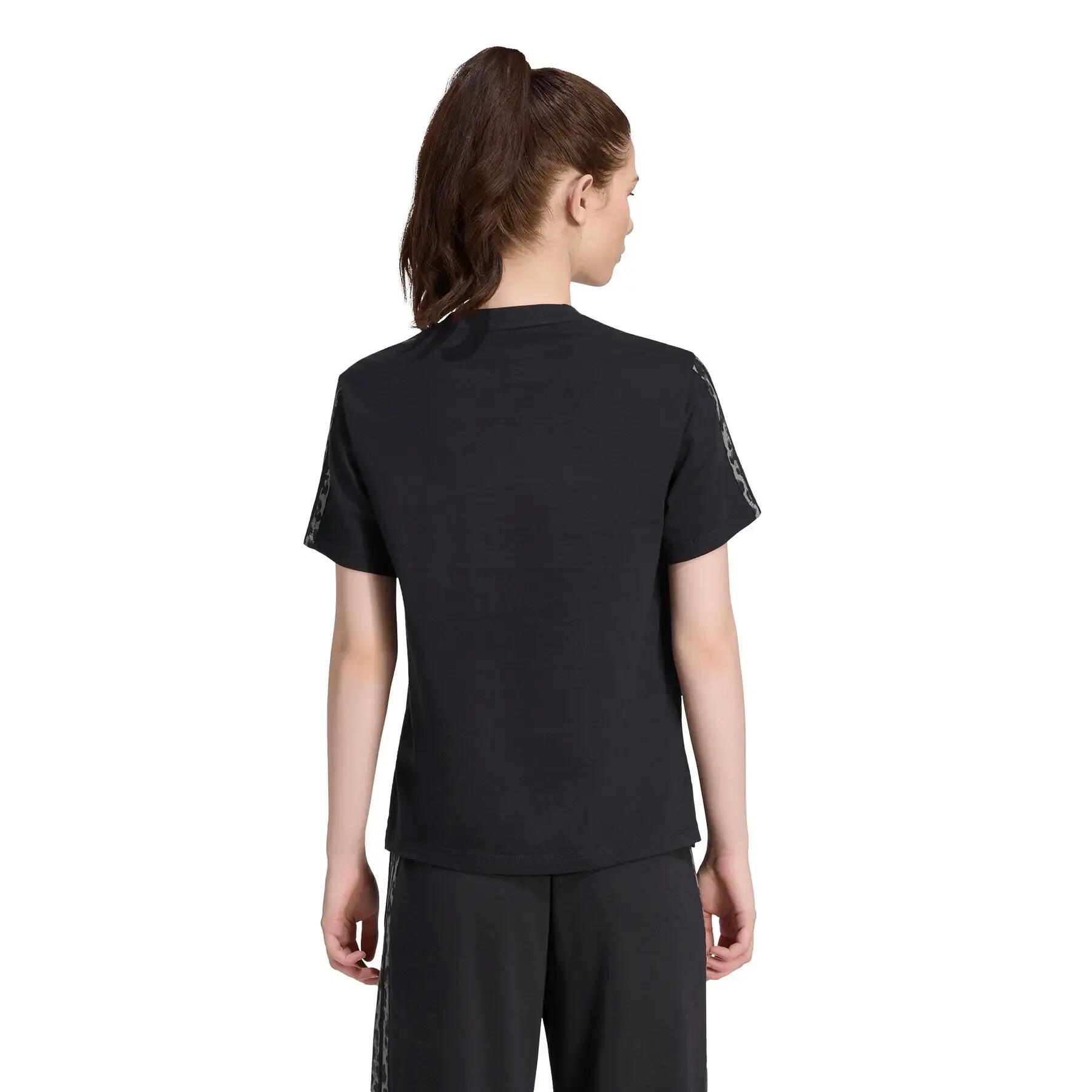 T-shirt da donna adidas Essentials 3-Stripes 4/6
