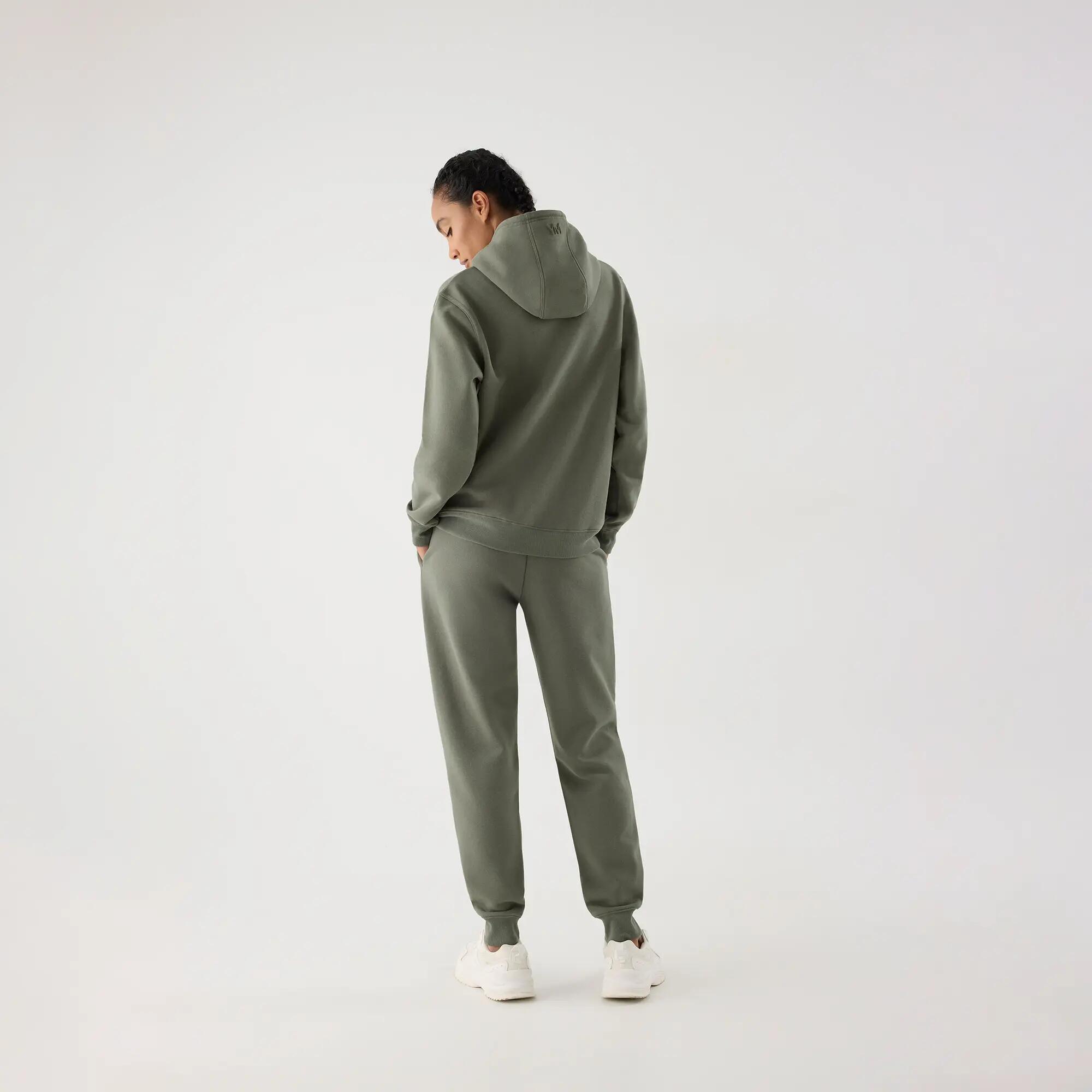 Sweatshirt desportiva de mulher verde cardada com capuz 6/6