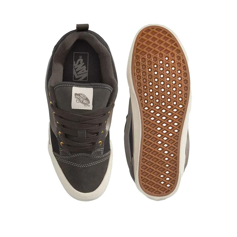 Zapatillas Vans Knu Skool Negro/Gris oscuro 3/4