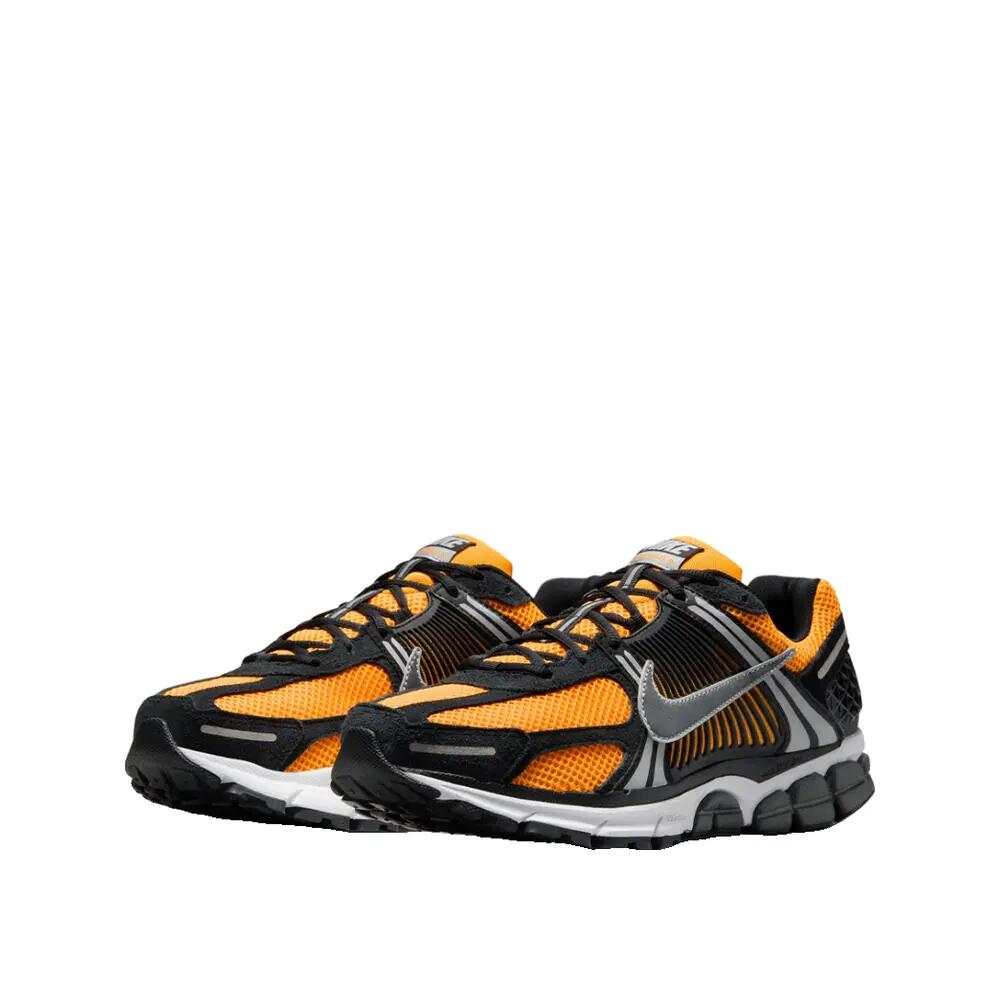 Zapatillas Nike Zoom Vomero 5 Naranja/Negro 3/8