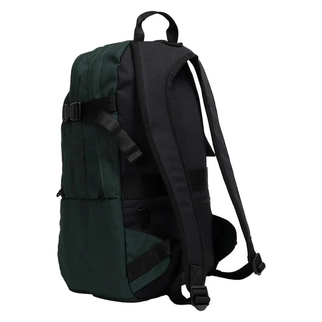 Mochila Verde Ecoalf Bergen Backpack Cypress 16L Cómoda y Ligera 3/5