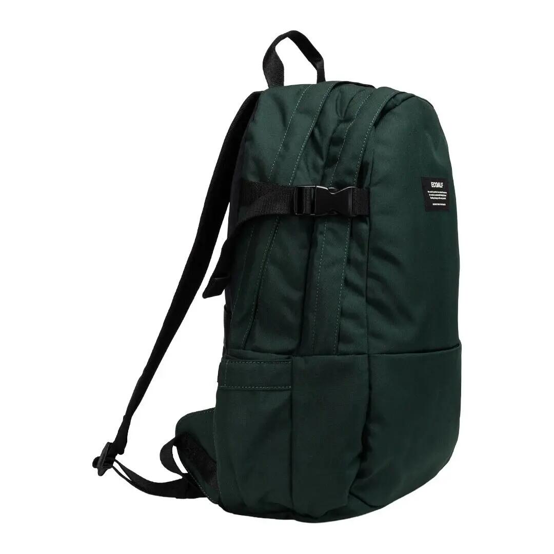 Mochila Verde Ecoalf Bergen Backpack Cypress 16L Cómoda y Ligera 2/5