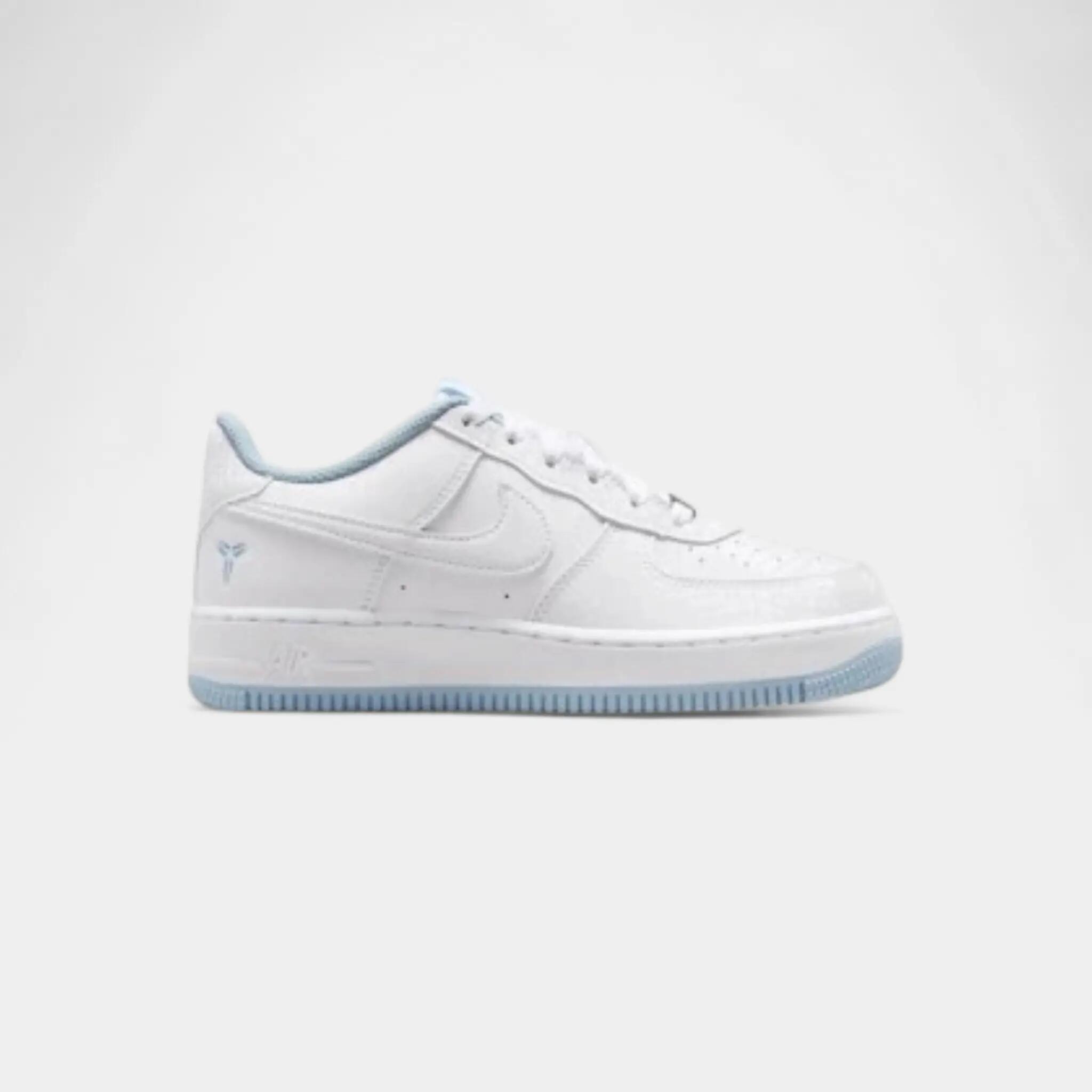 NIKE picture
