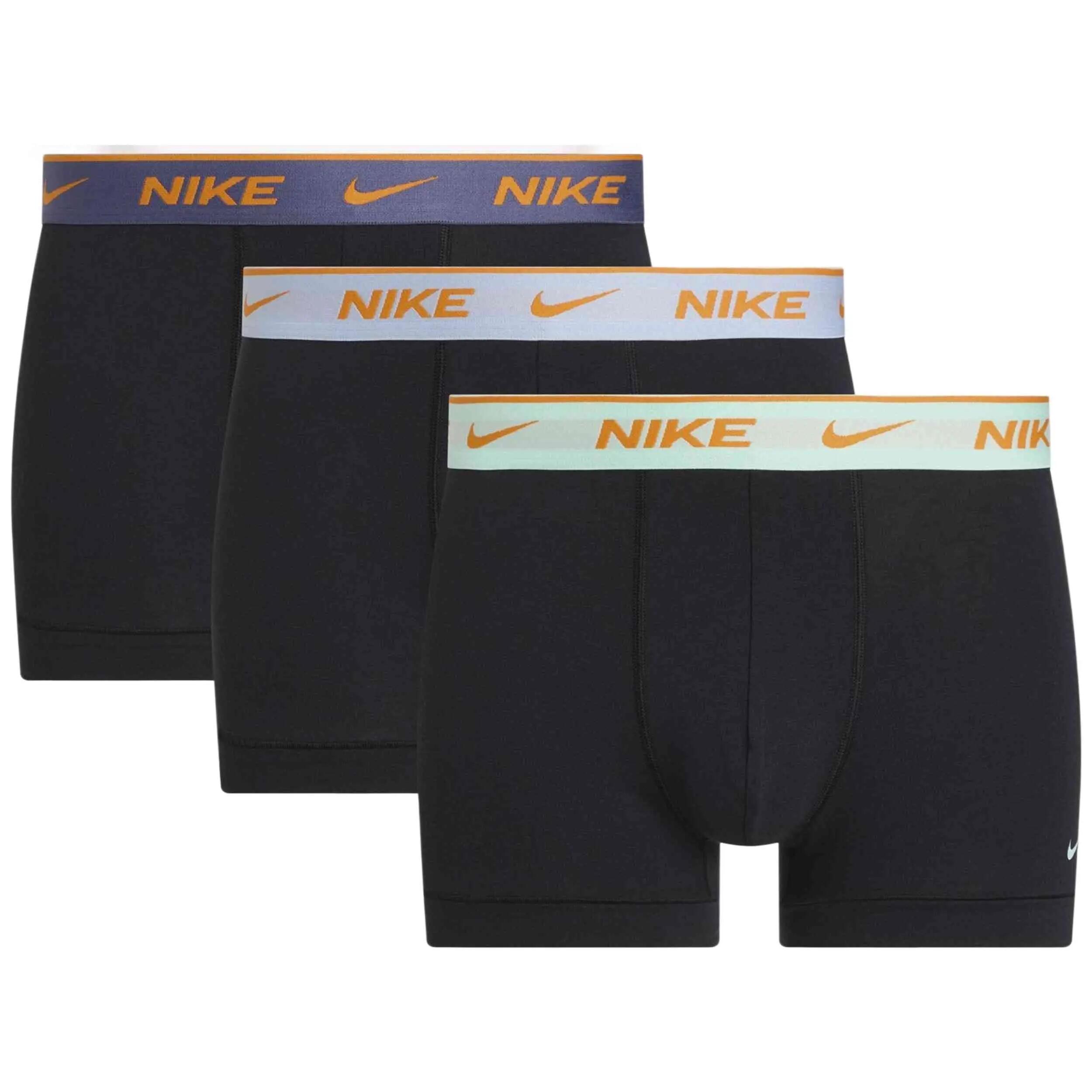 NIKE picture