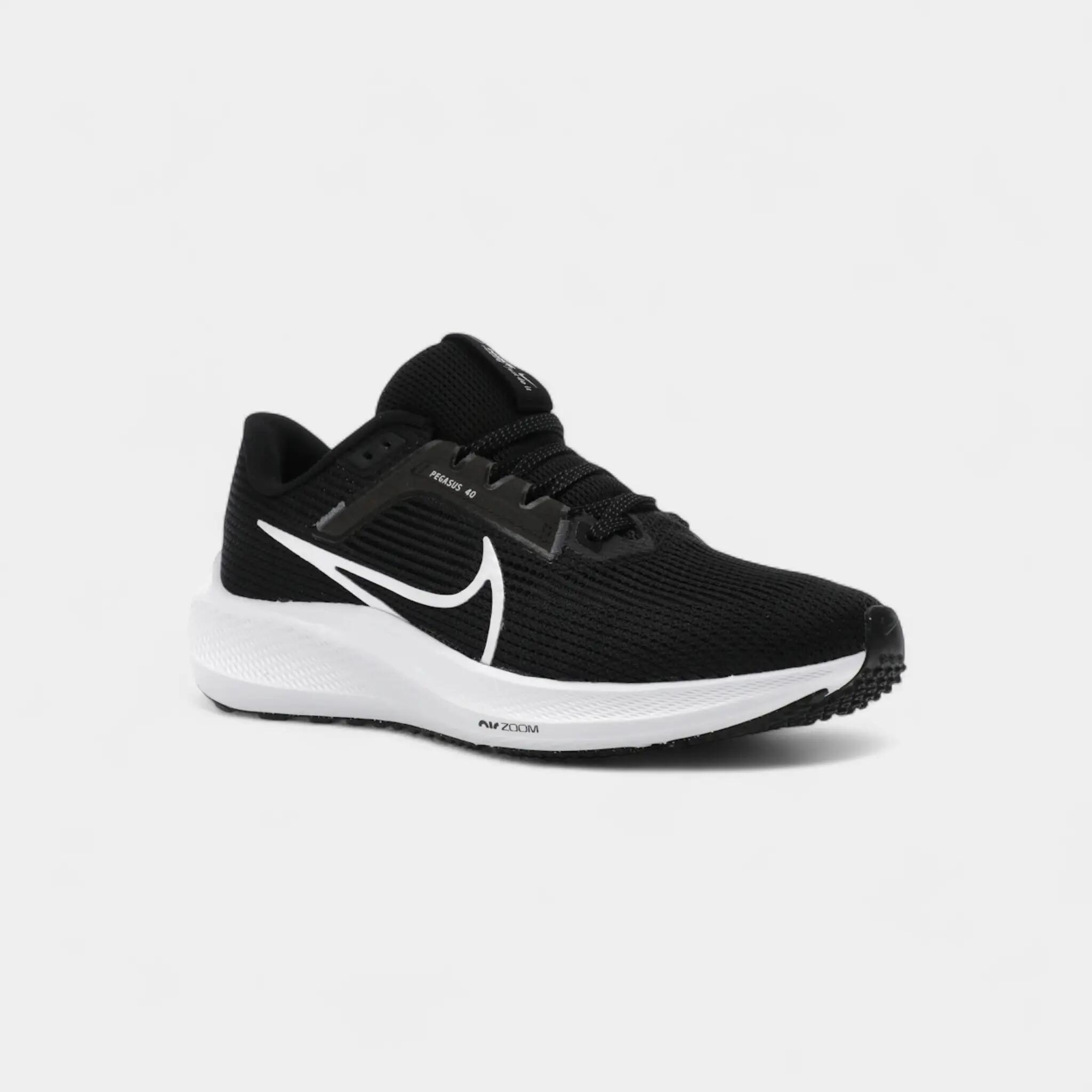 Nike Air Zoom Pegasus 40 Black White 2/5