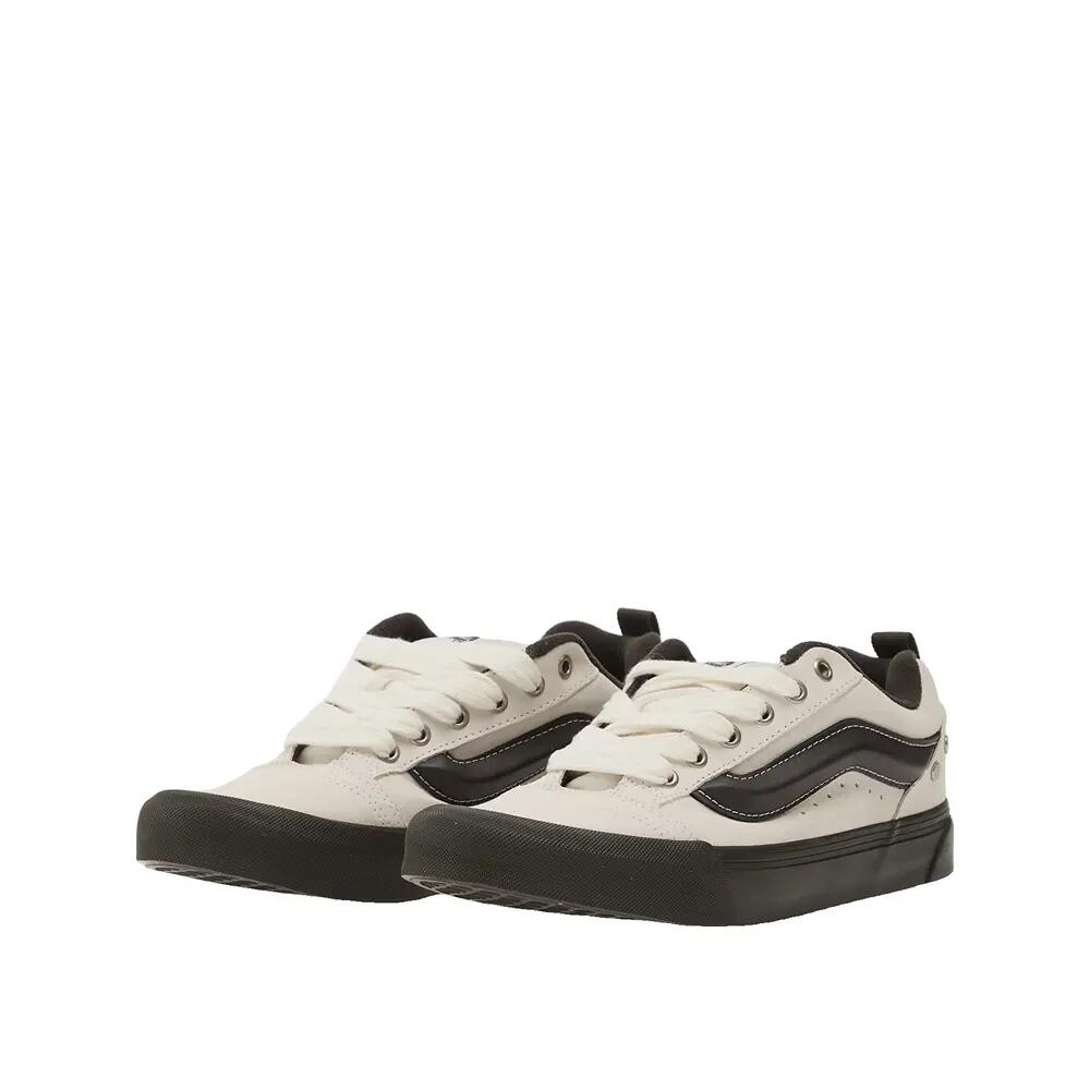 Zapatillas Vans Knu Skool Blancas 6/6