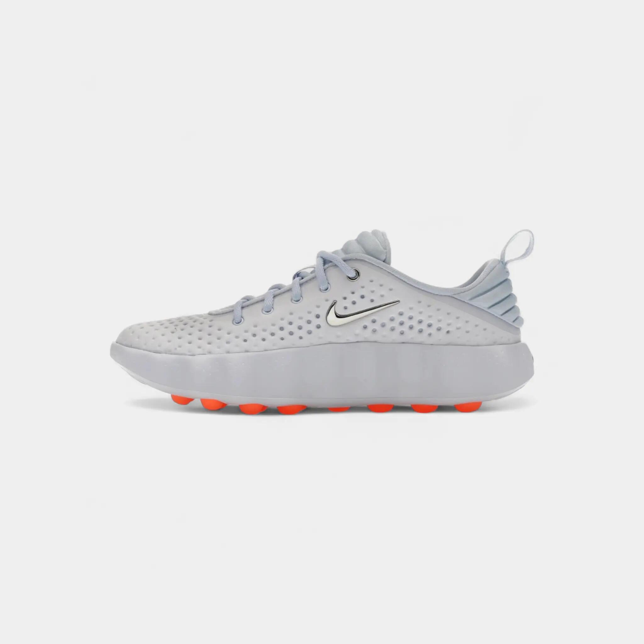 Nike Mind 002 Football Grey (Women's) 4/5