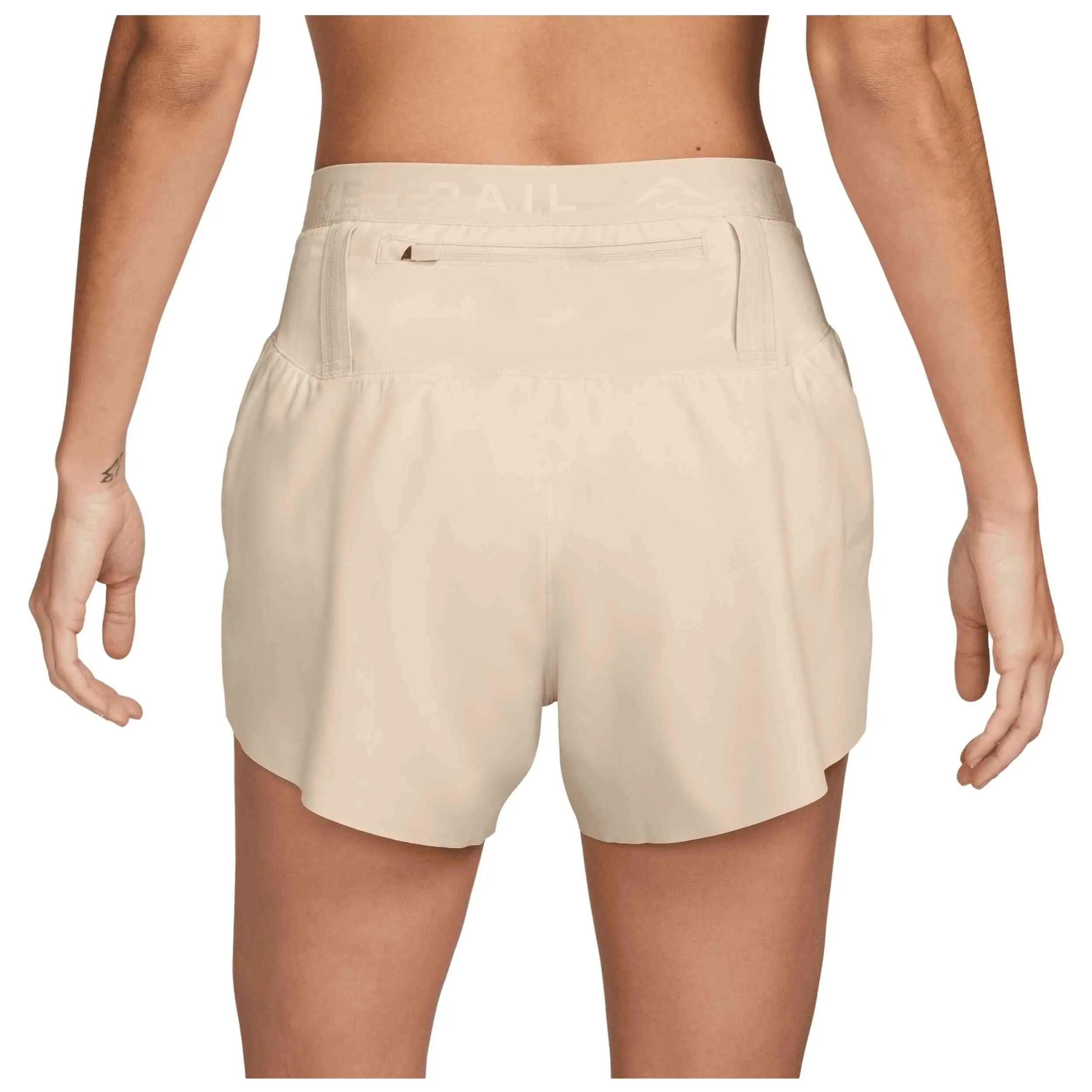 Pantaloncini Nike modello HM0280-272 per donne 2/5
