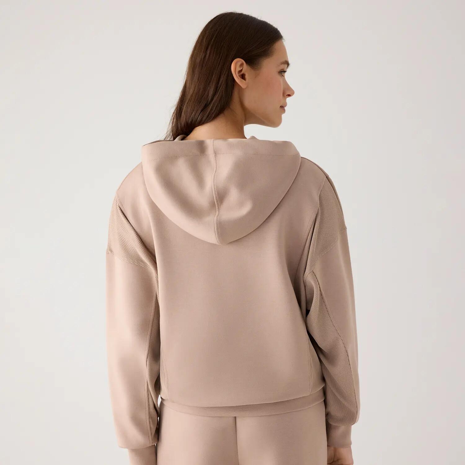 Sudadera afelpada con capucha beige 4/7