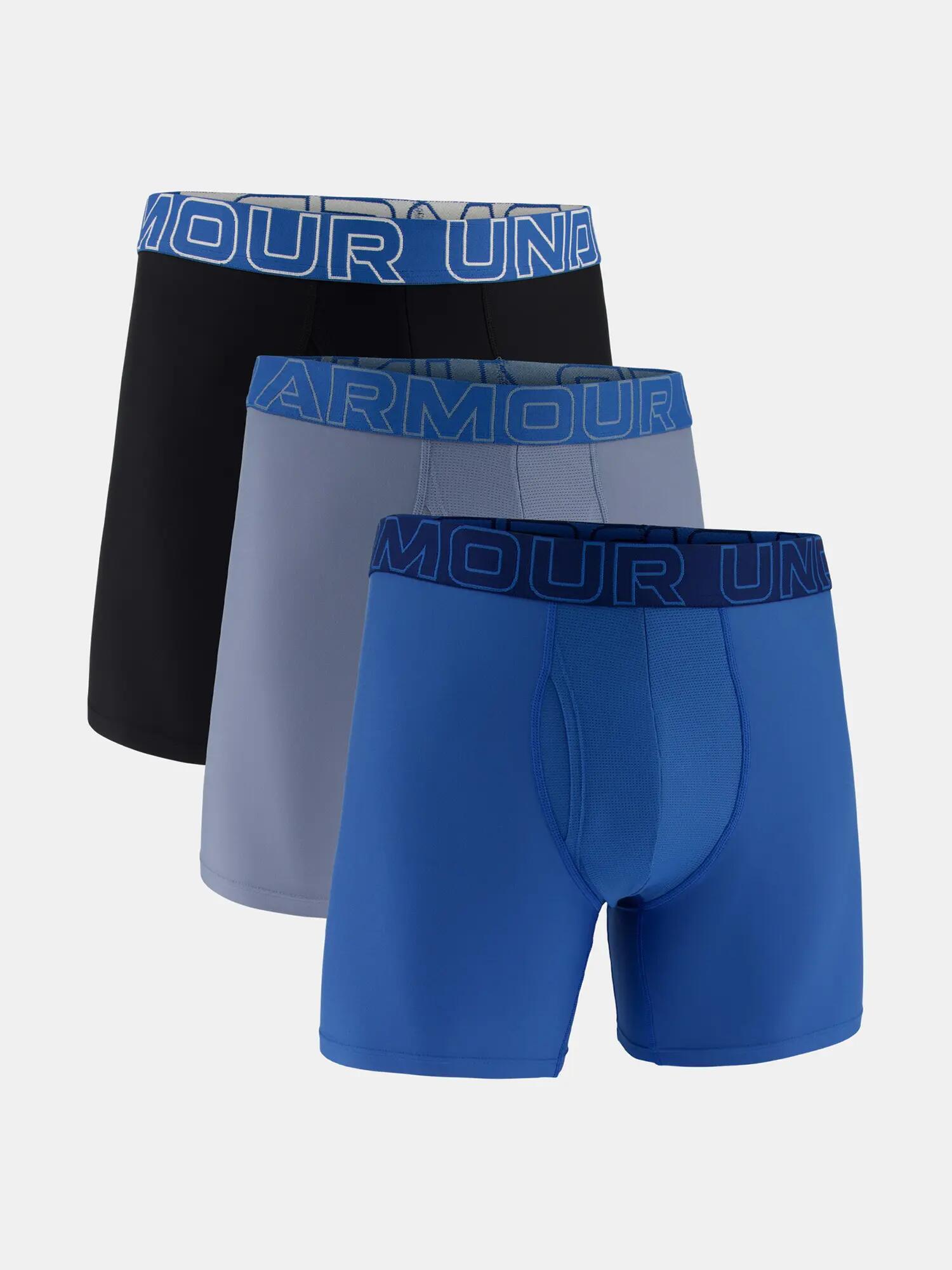UNDER ARMOUR picture