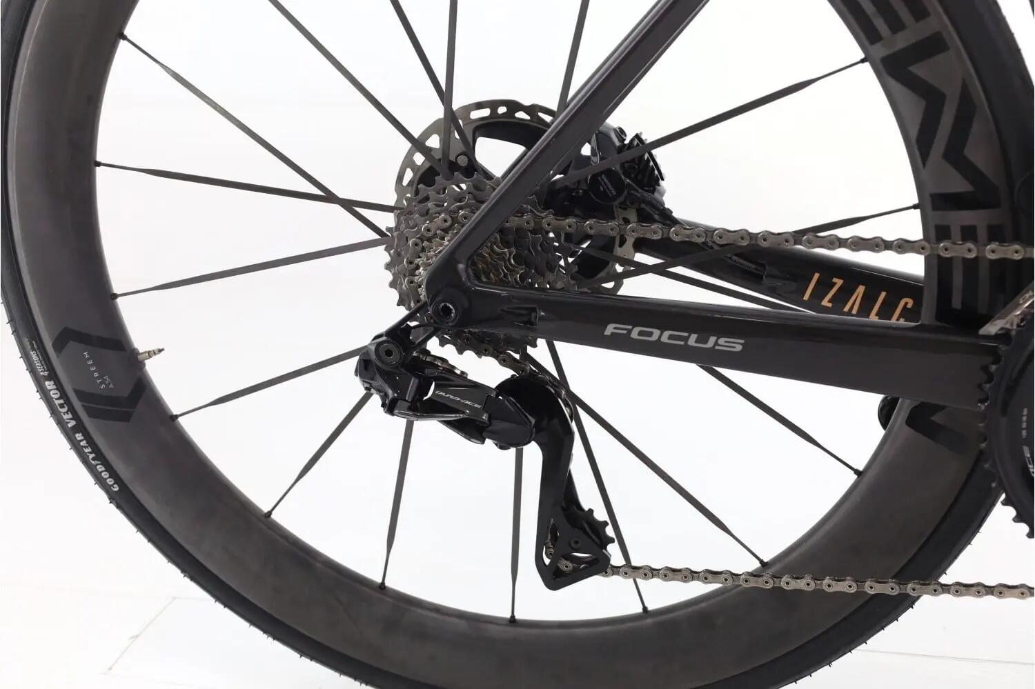 Tweedehands racefiets ·  Izalco Max Di2 12V · Zeer goede toestand 3/8