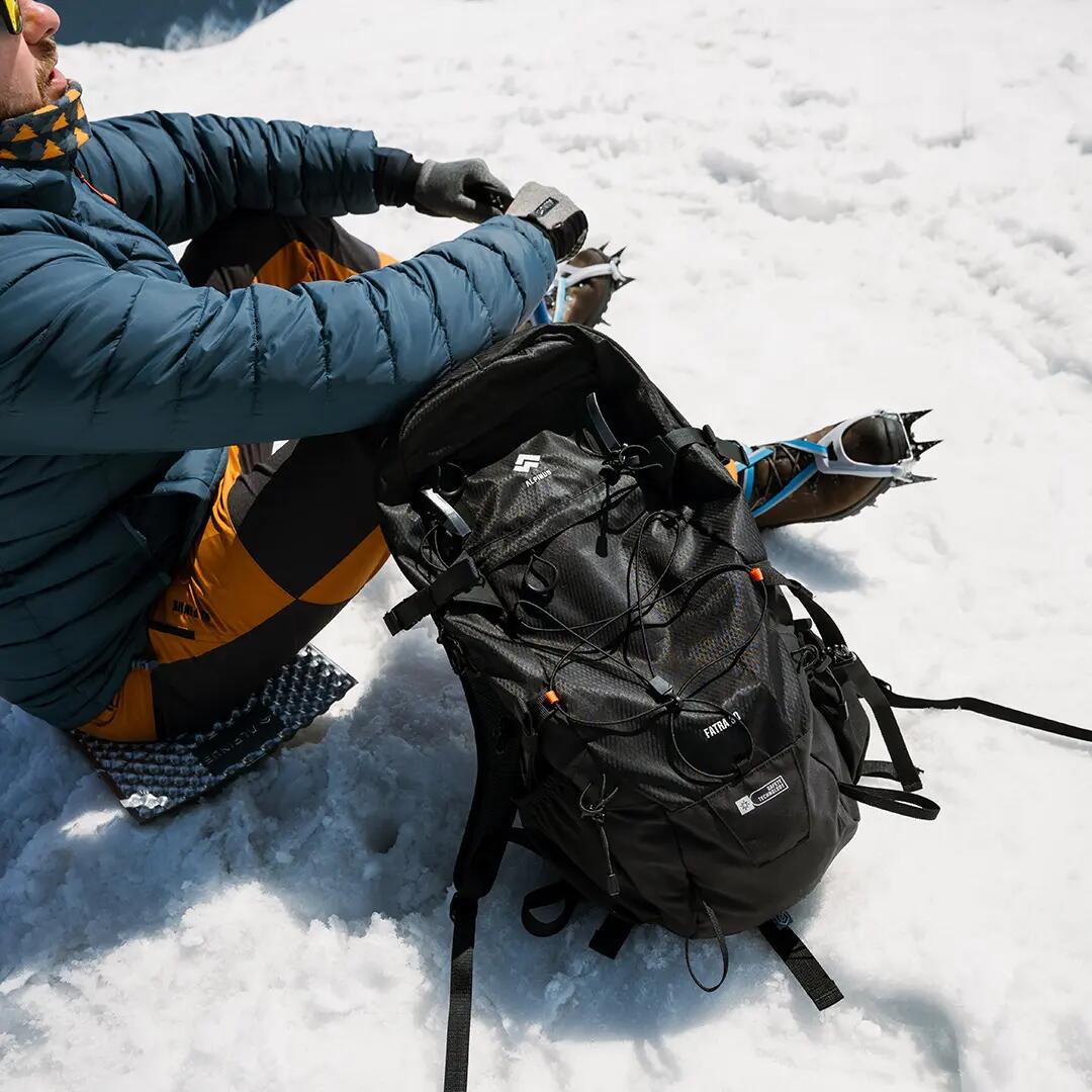 Plecak trekkingowy  Alpinus Fatra 30 9/10