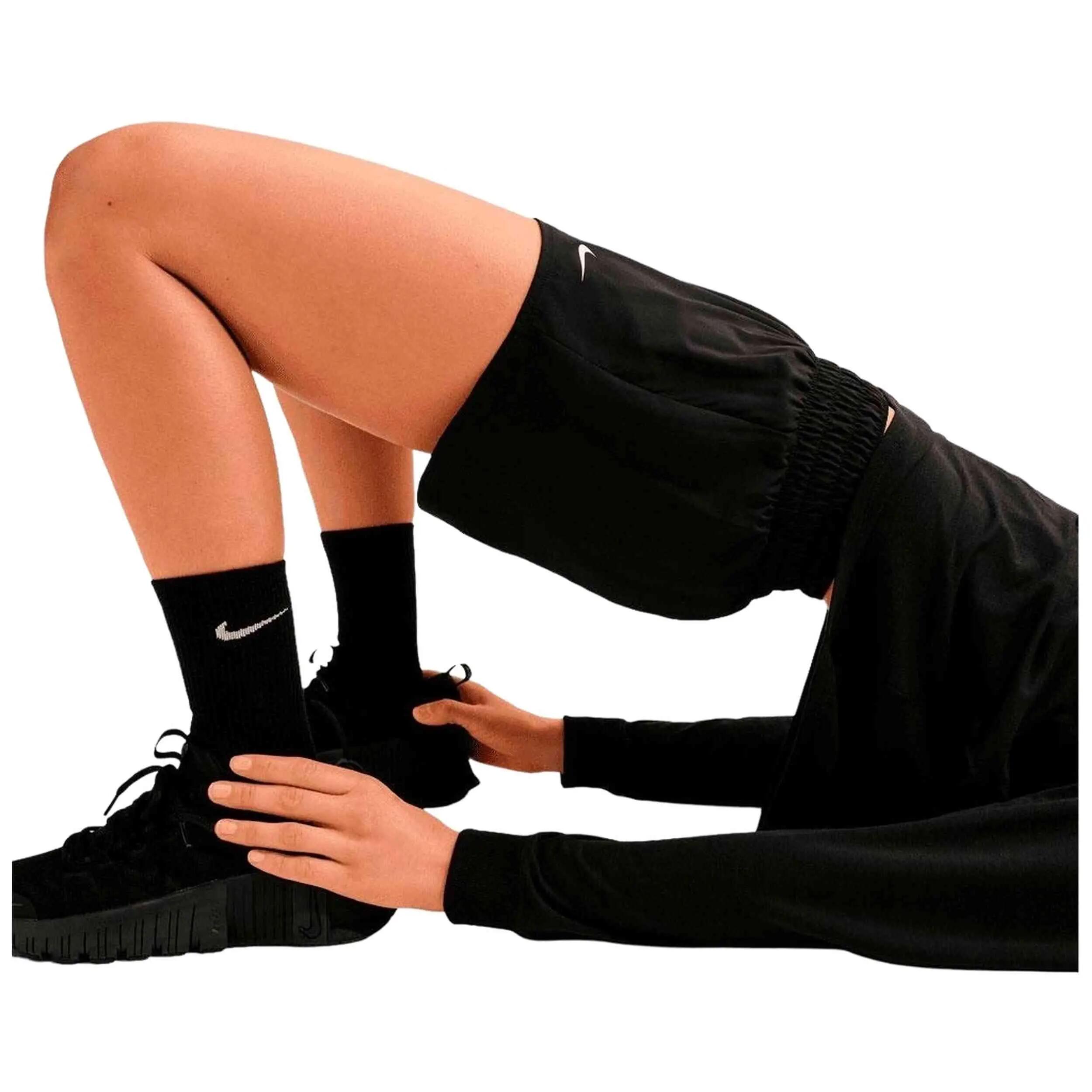 Pantaloncini Nike modello DX6010-011 per donne 5/5