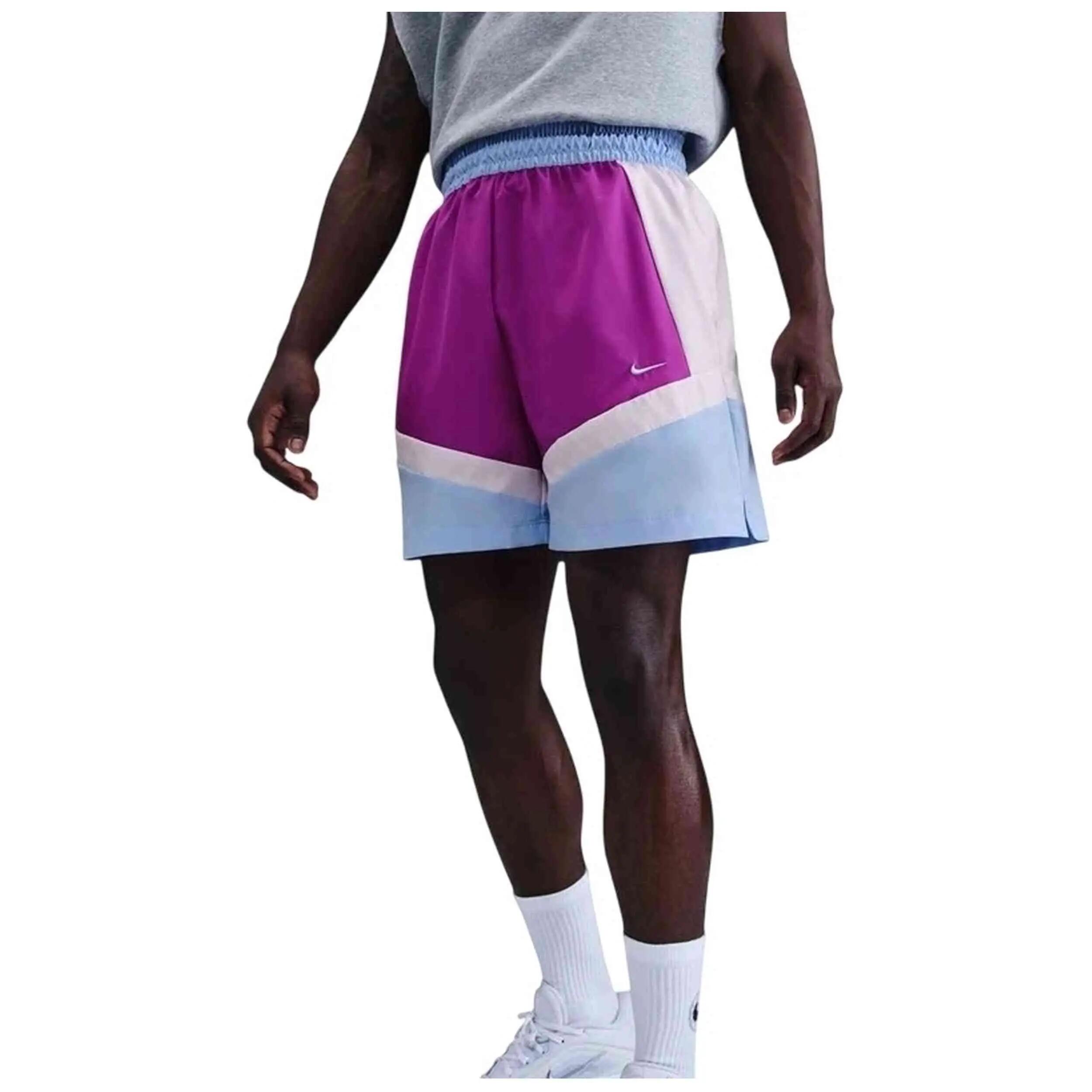 NIKE picture