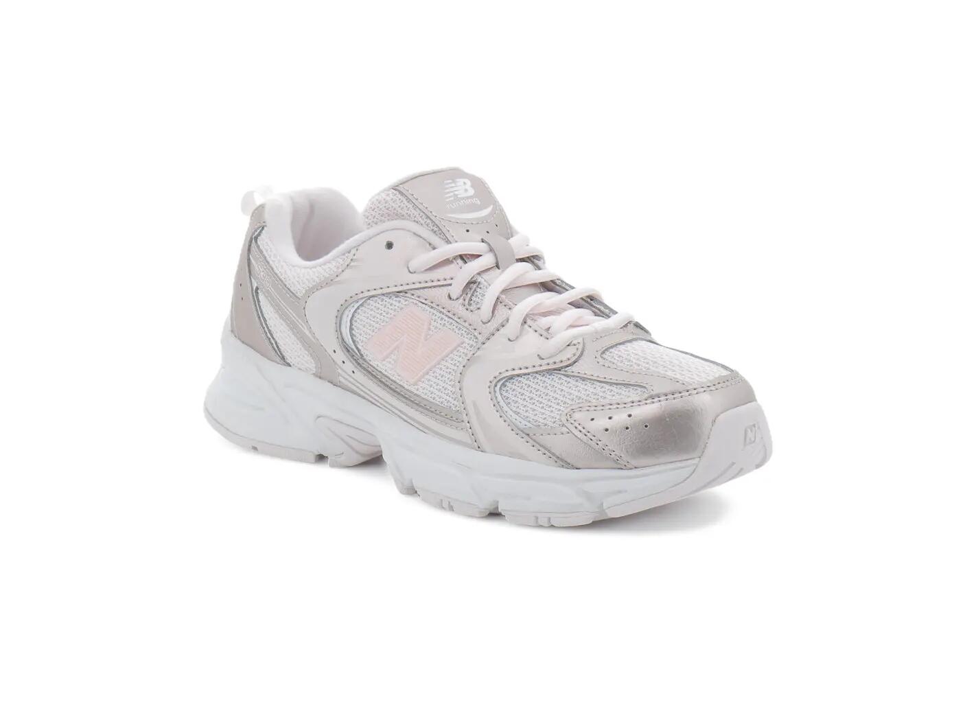 New Balance 530 Lace Shoes in Pink 1/5