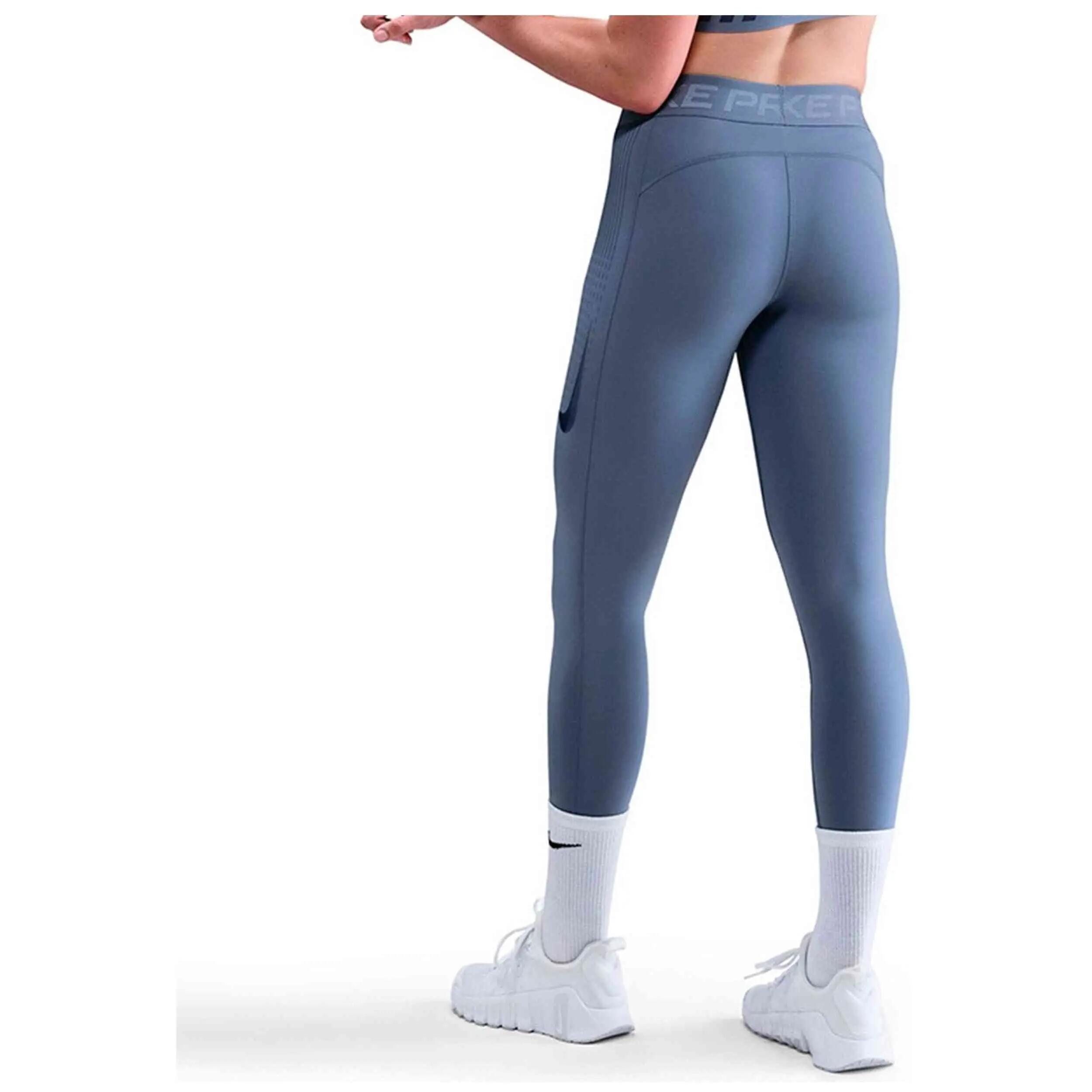 Calções Nike modelo HV2348-499 para mulheres 2/5