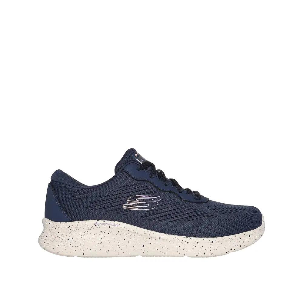SKECHERS picture