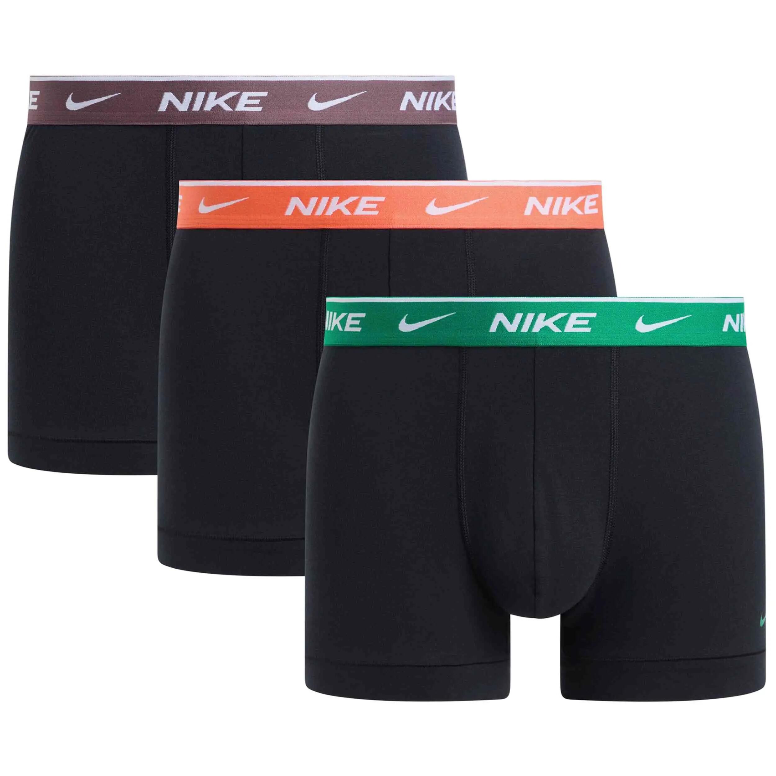 NIKE picture