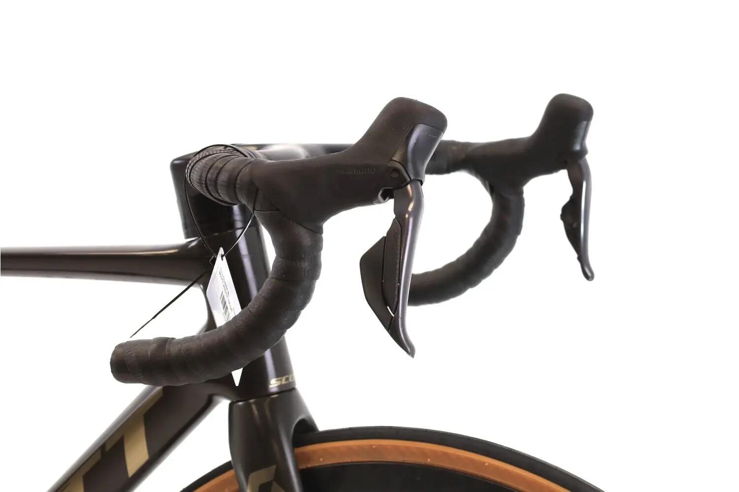 Tweedehands racefiets ·  Addict RC 15 Di2 12V · Zeer goede toestand 6/8