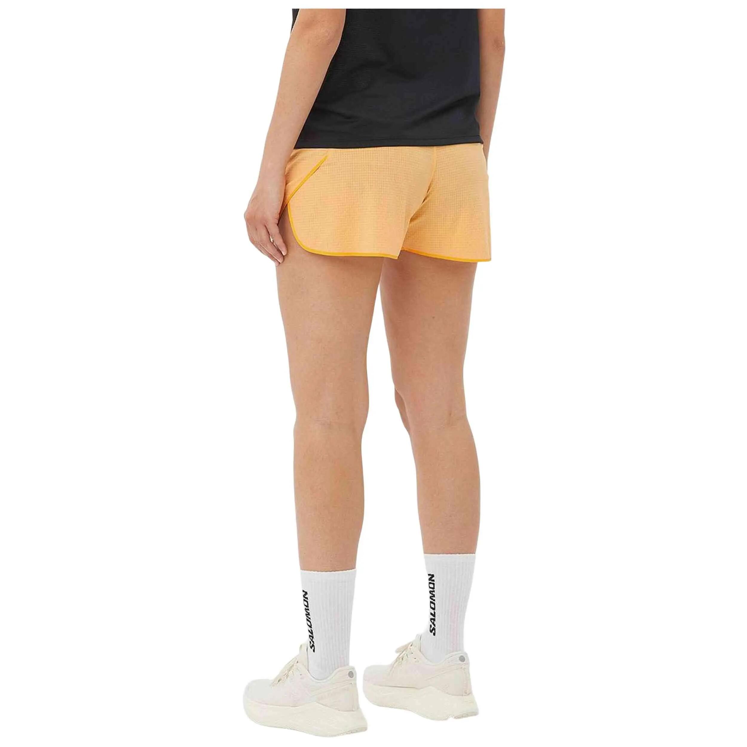 Pantaloncini Salomon modello Sense Aero 3 per donne 4/5
