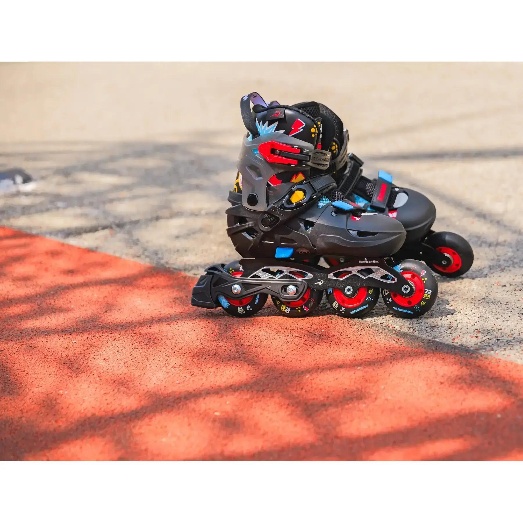 Pattini a rotelle freeskate per bambini FlyingEagle Sonos Pro 4/4