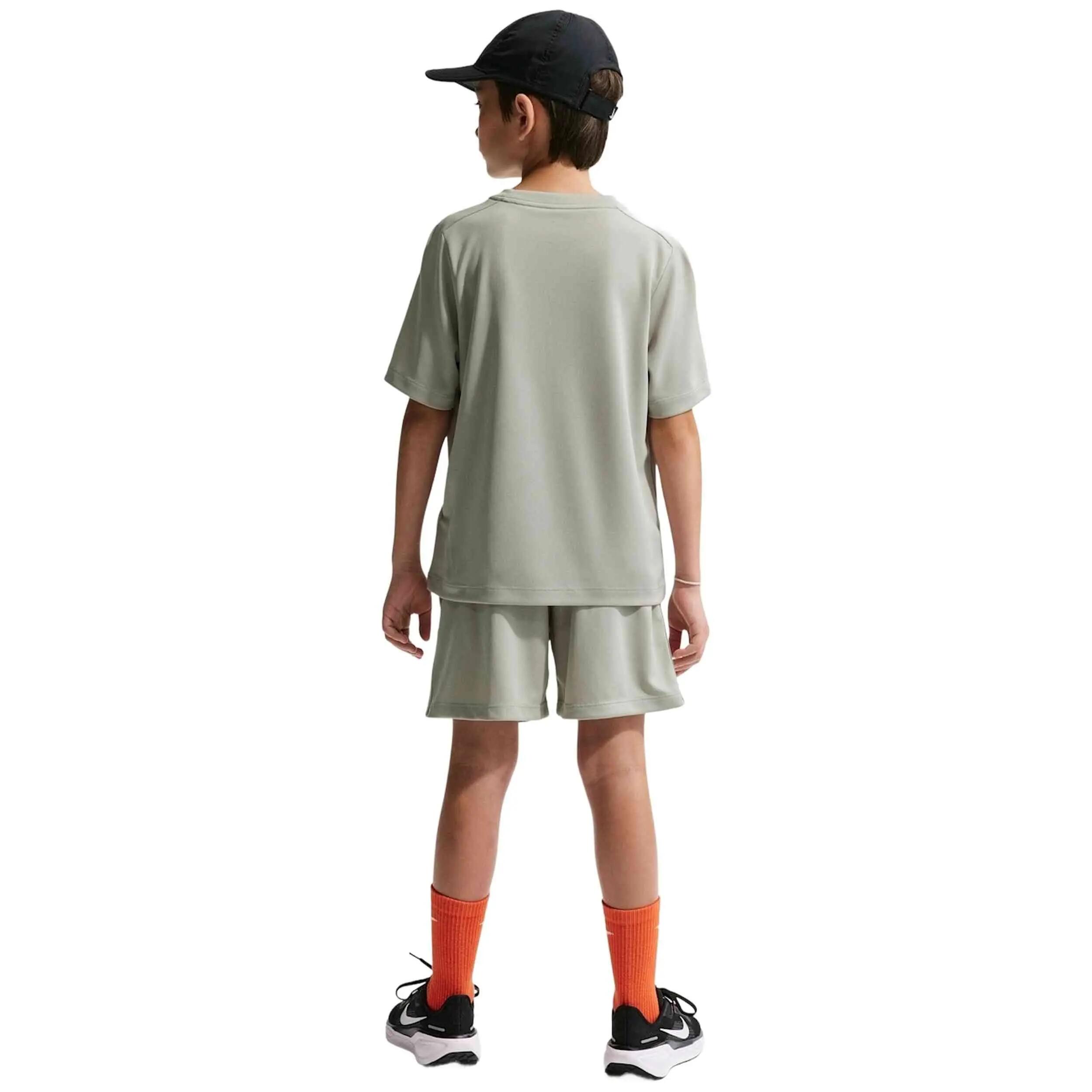 Pantalon corto Nike modelo IF2431-304 para niños 5/5