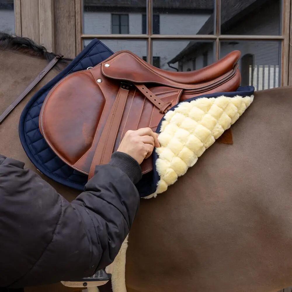 Maty do skakania Kentucky Horsewear Skin Friendly Sheepskin Diamond 3/4