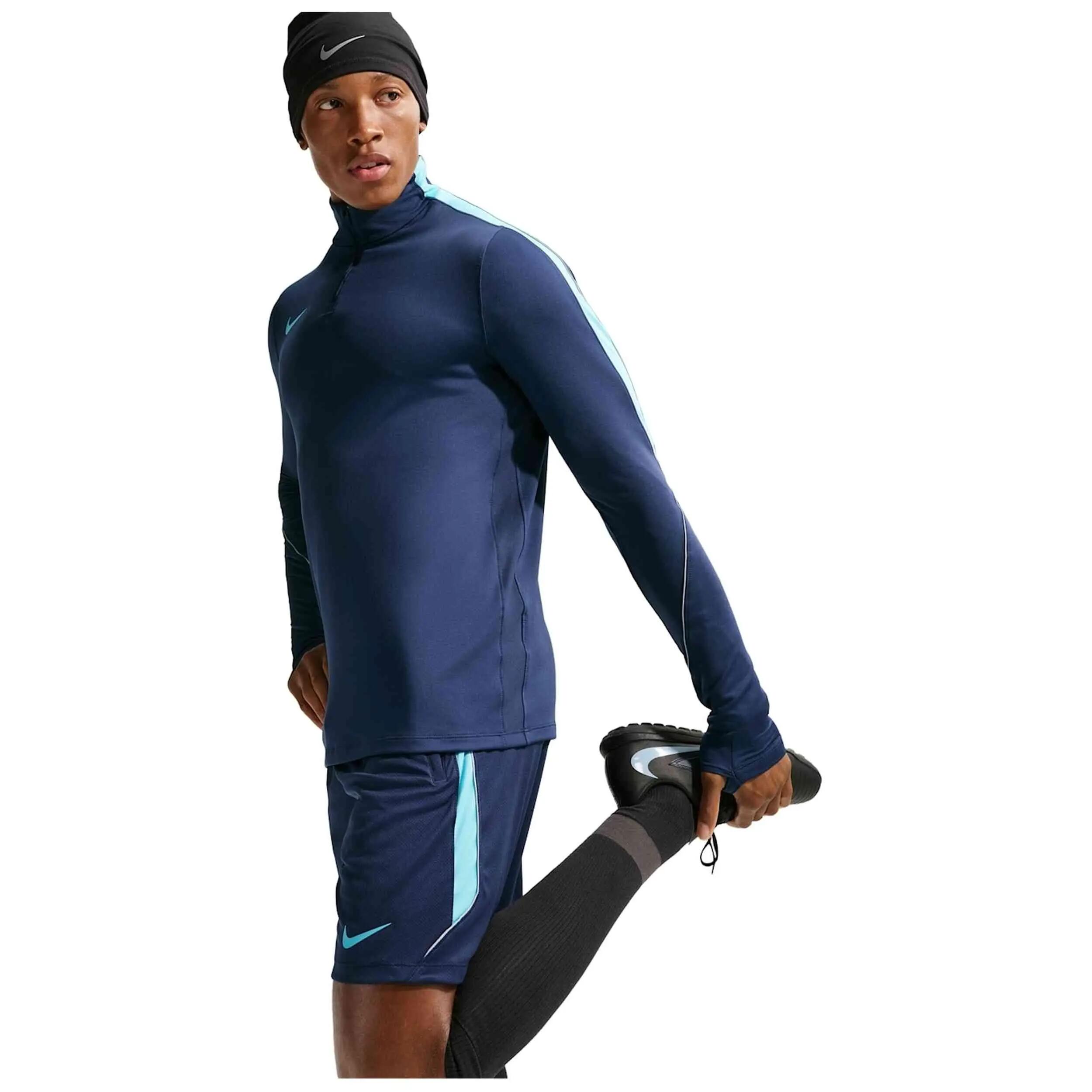 Short Nike modèle Strike26 pour homme 4/5