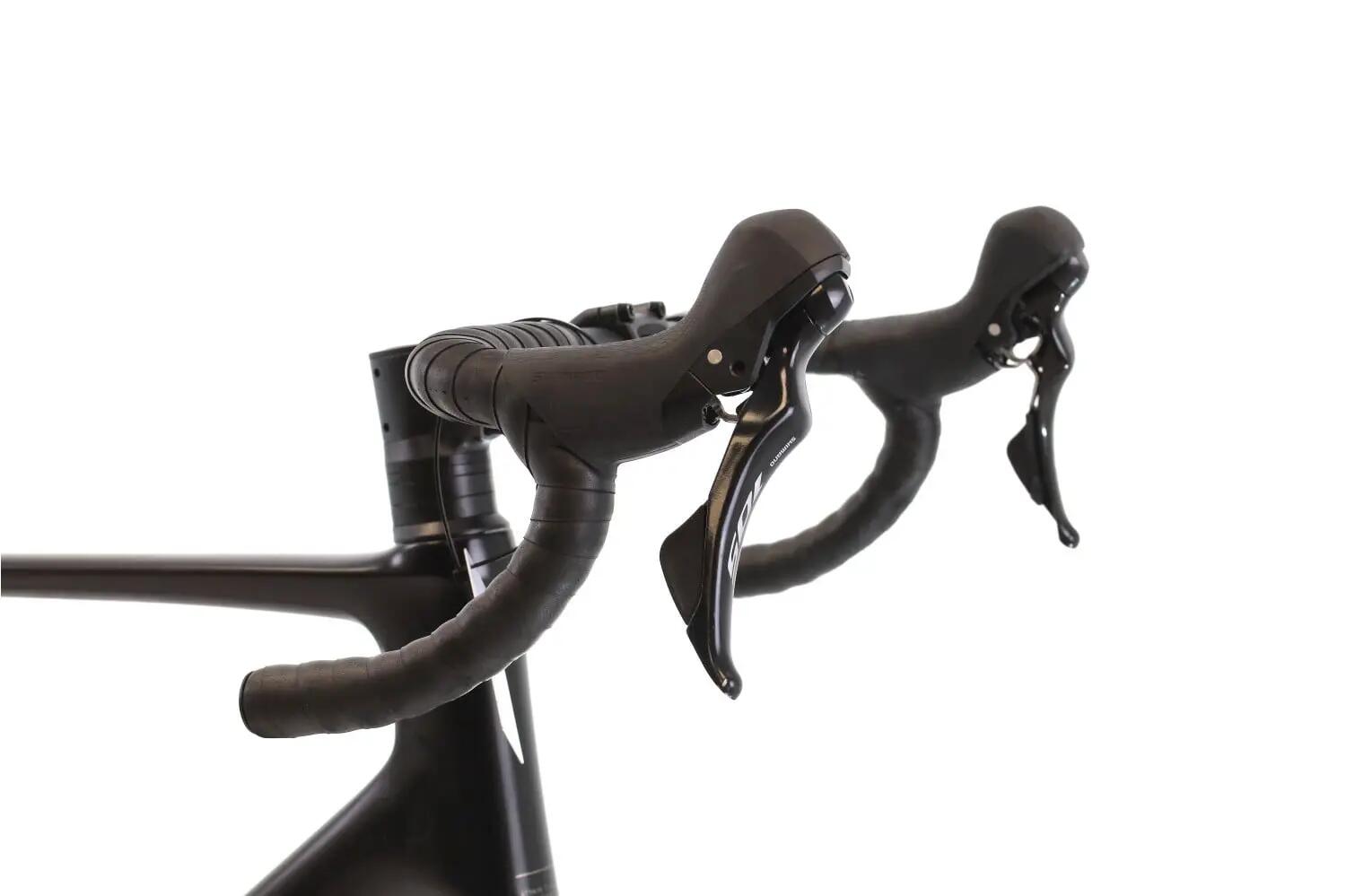 Segunda Vida · Bicicleta estrada ·  Attain C62 Race · Muito bom estado 6/8