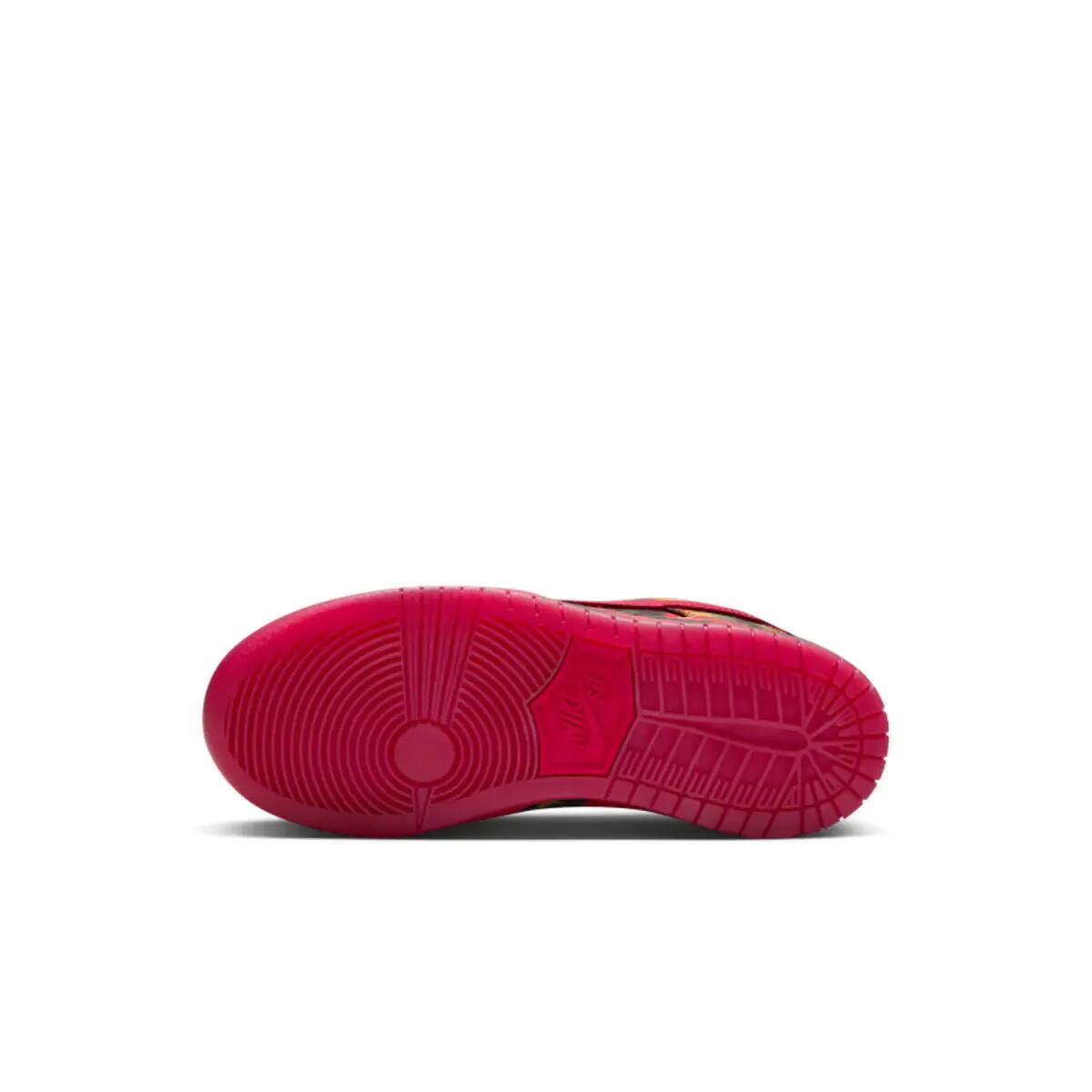 Nike SB Dunk Low The Wizard of Oz Poppy Field (PS) 2/6