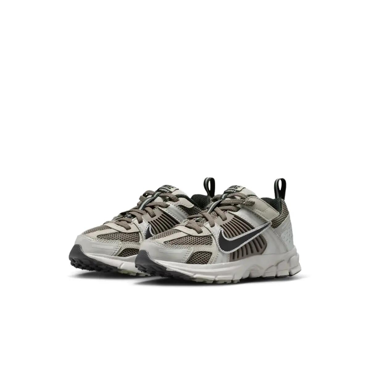 Nike Vomero 5 College Grey Cave Stone Metallic Silver Black (PS) 4/6