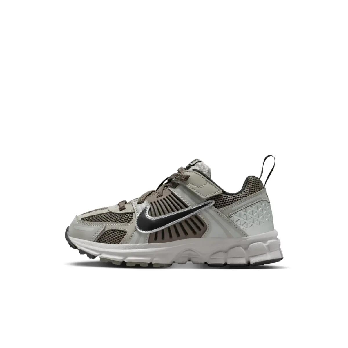 Nike Vomero 5 College Grey Cave Stone Metallic Silver Black (PS) 2/6