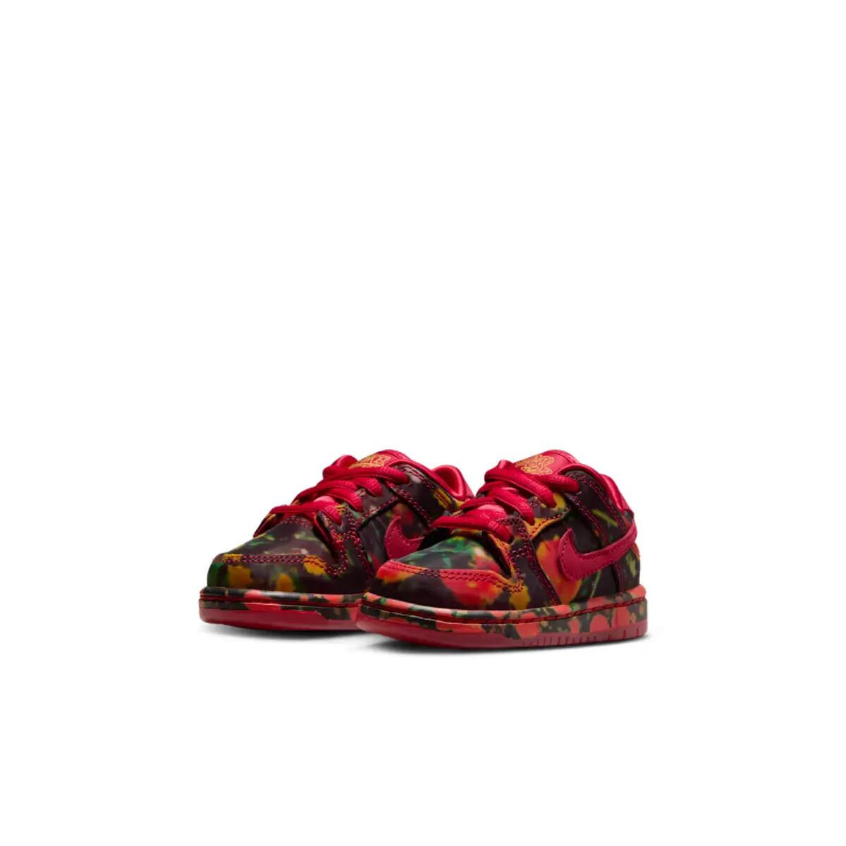 Nike SB Dunk Low The Wizard of Oz Poppy Field (TD) 5/6
