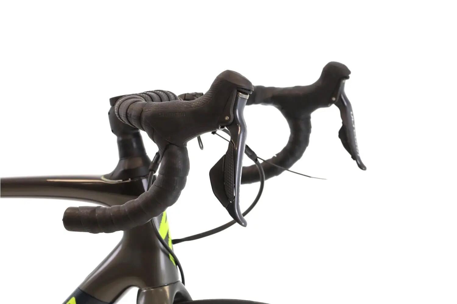 Vélo de route reconditionné ·  Roubaix Comp Di2 11V · Très bon état 6/8
