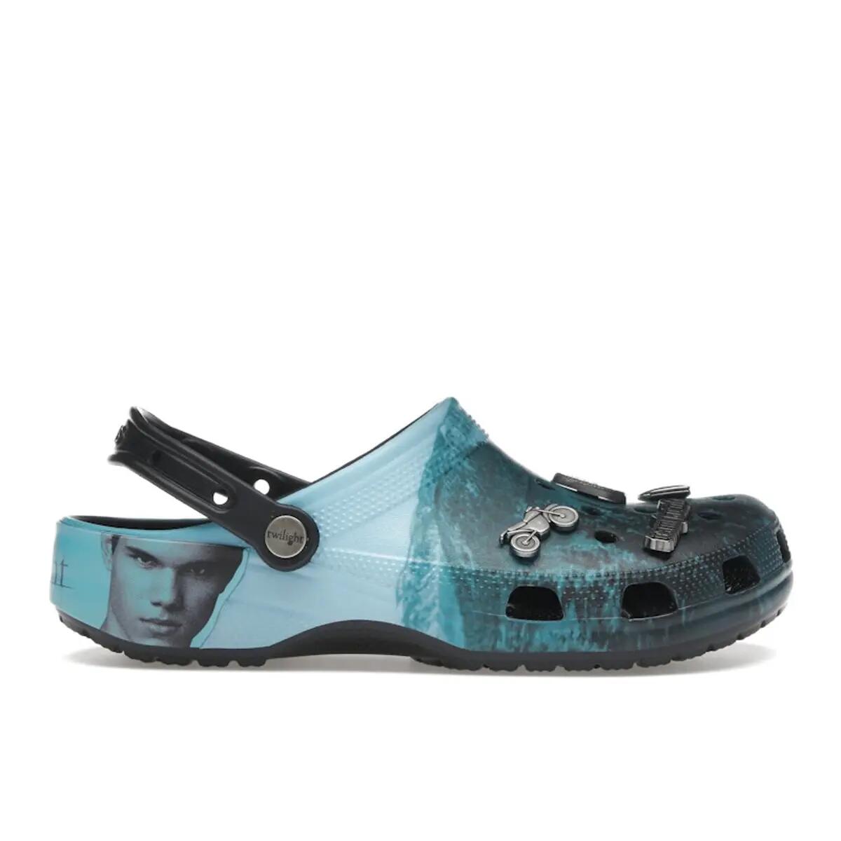 CROCS picture