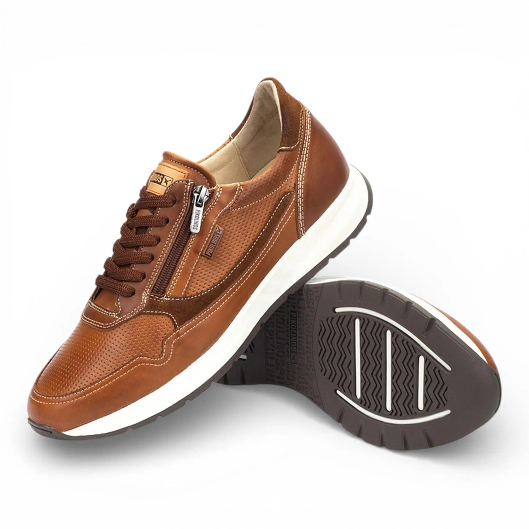 Schoen Pikolinos model M2B-6263C1-250 voor mannen 7/8