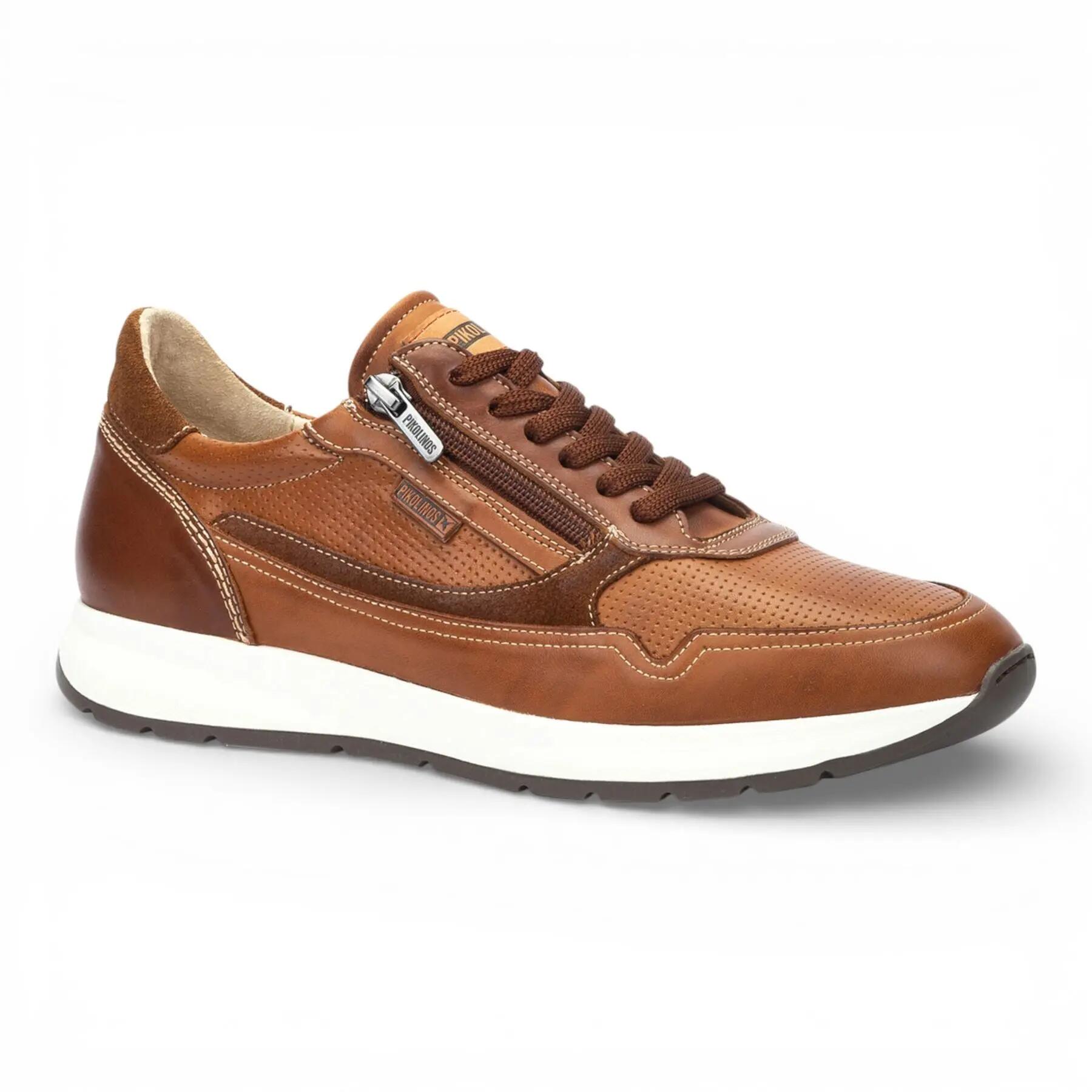 Schoen Pikolinos model M2B-6263C1-250 voor mannen 3/8