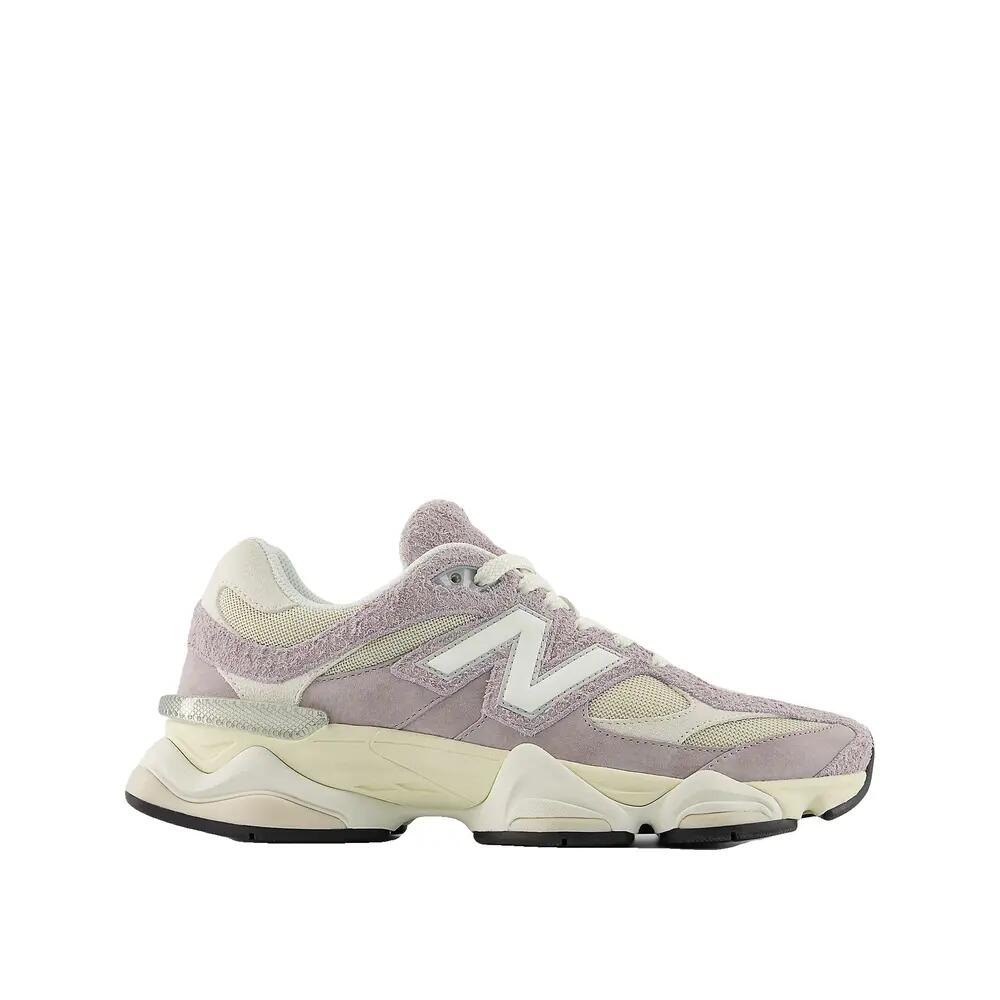 NEW BALANCE picture