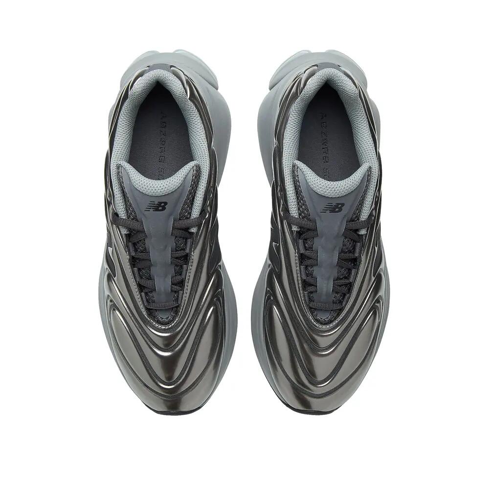 Schoenen New Balance 5030 Grijs 2/6