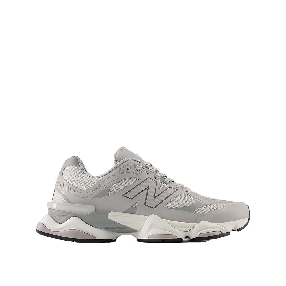 NEW BALANCE picture