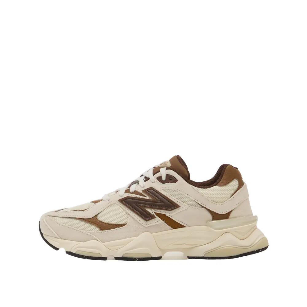 Chaussures pour femme New Balance beige. 6/6