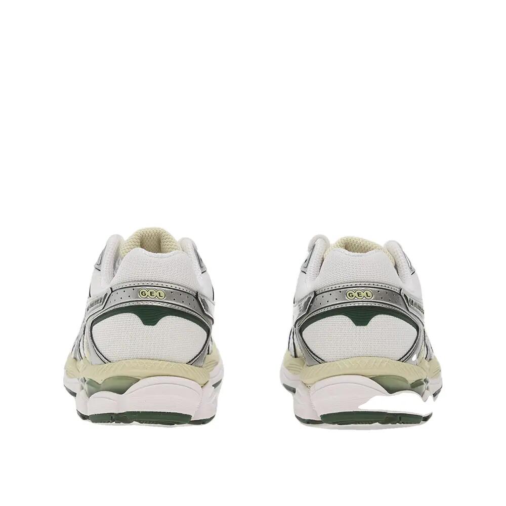 Chaussures ASICS Gel Cumulus 16 Blanc/Forêt Nuit 4/6